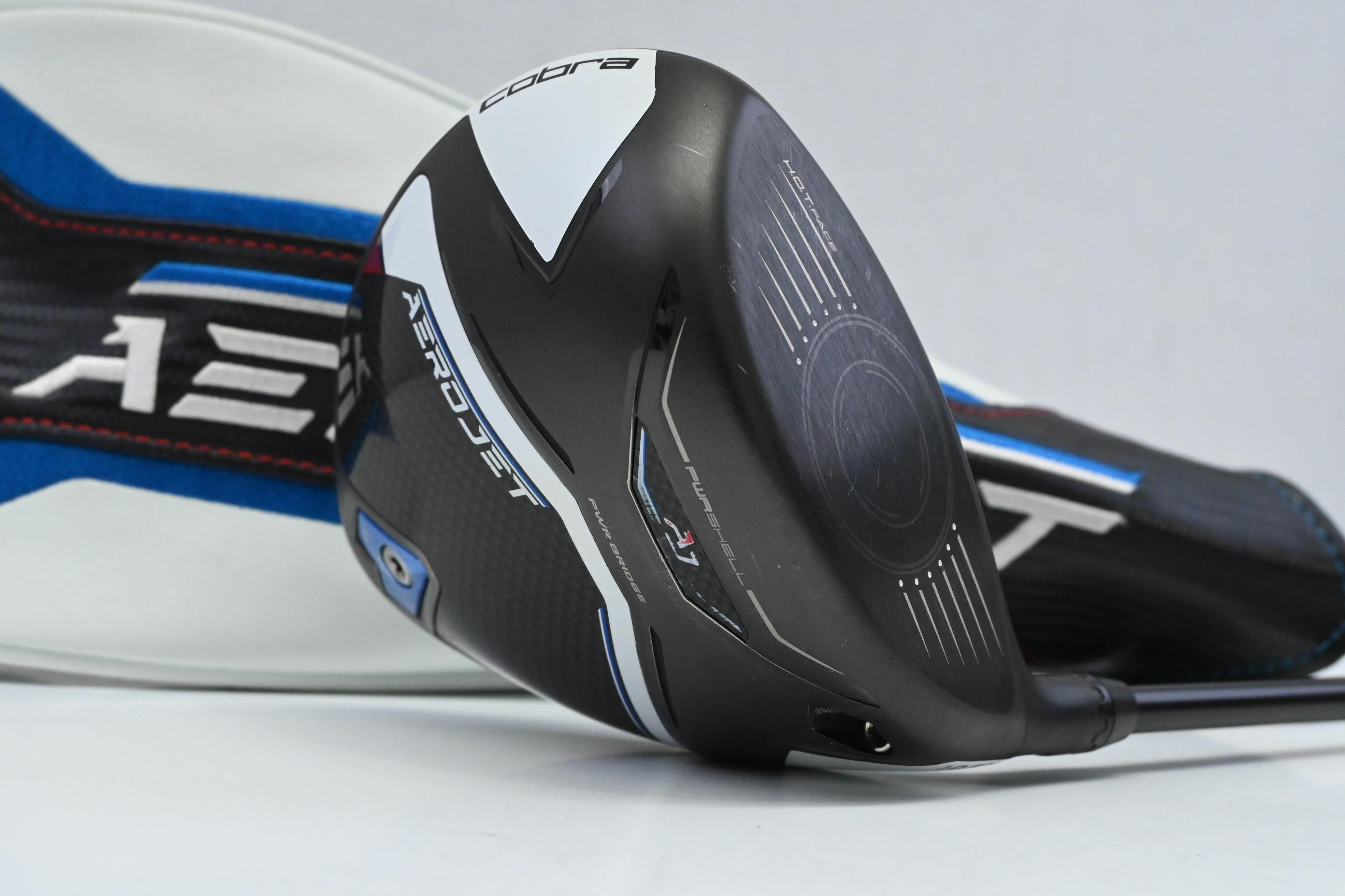 Cobra Aerojet Driver / 10.5 Degree / Regular Flex UST Helium Nanocore 5 Shaft