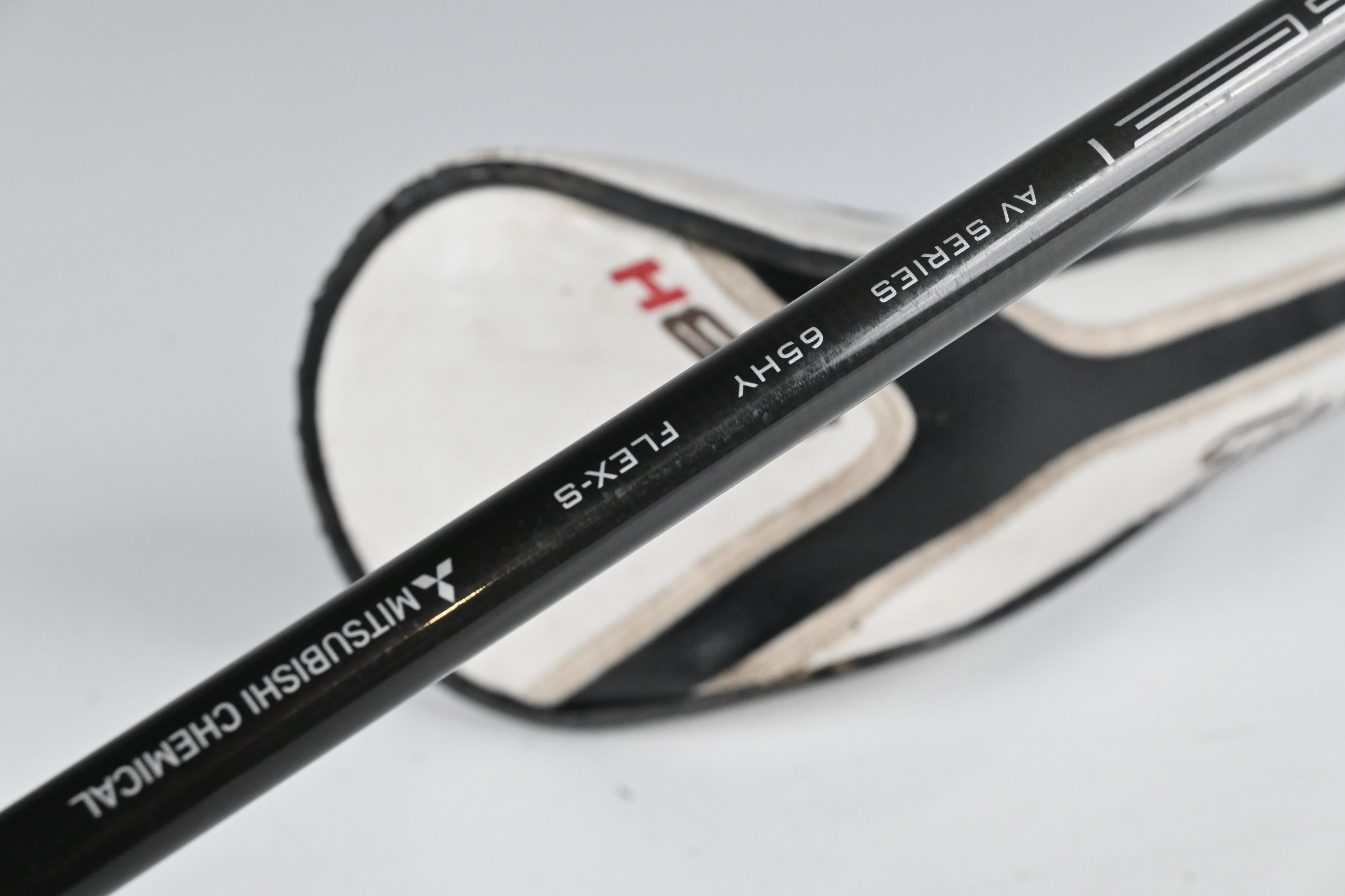 Titleist 818 H1 #3 Hybrid / 19 Degree / Stiff Flex Tensei AV RAW Blue 65 Shaft