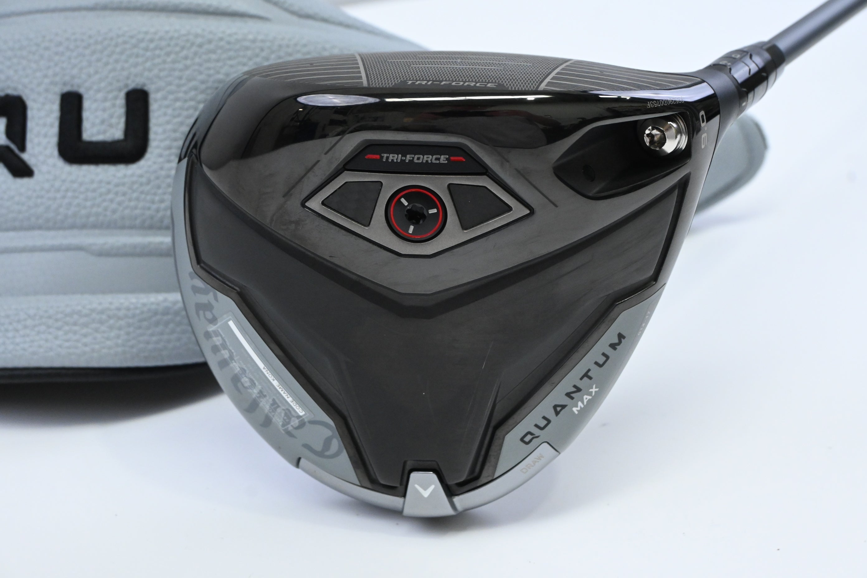 Callaway Quantum Max Driver / 9 Degree / Regular Flex Denali Frost Silver 50