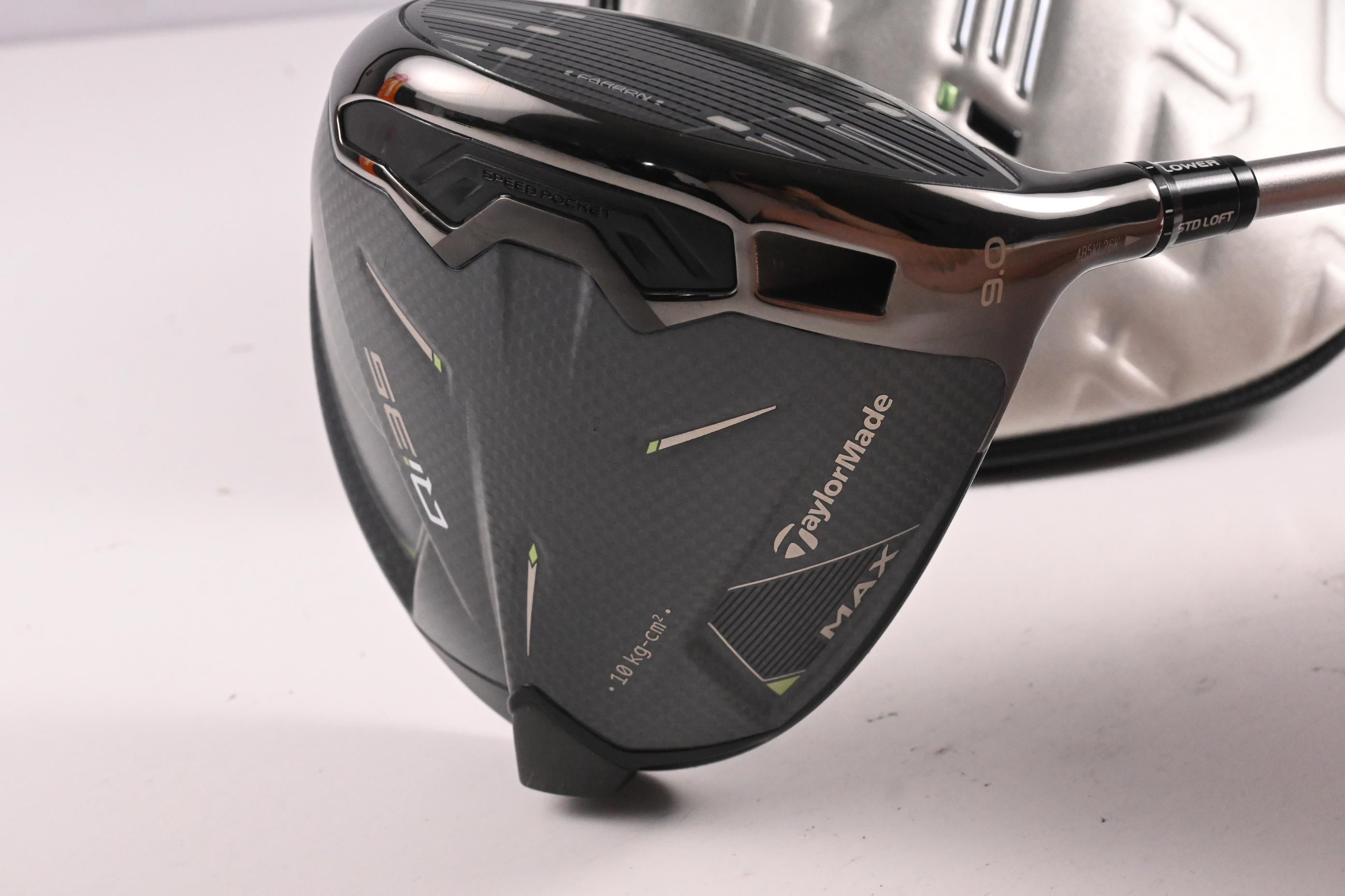 Taylormade Qi35 Max Driver / 9 Degree / Regular Flex UST Helium NCT 5 Shaft