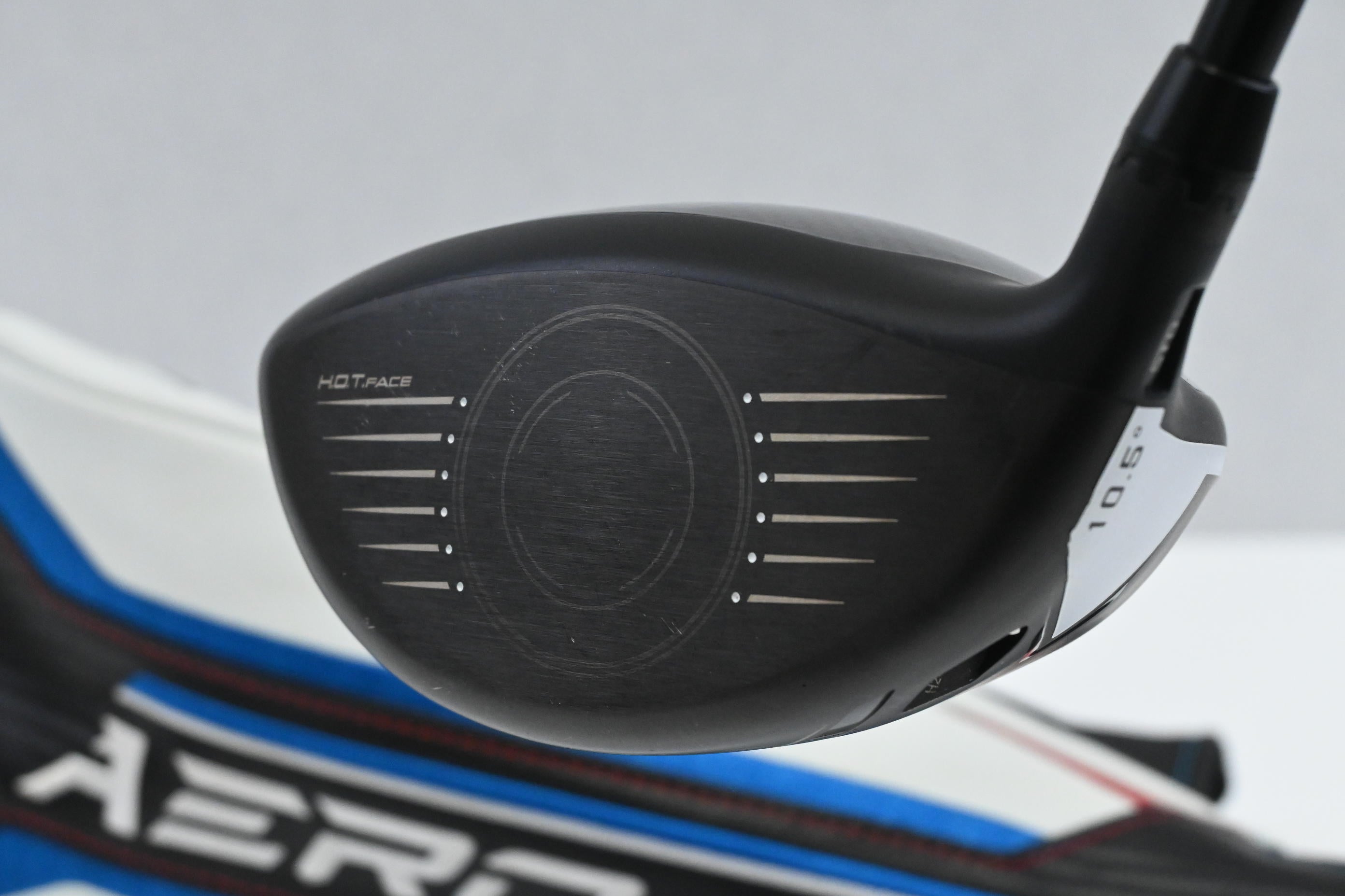 Cobra Aerojet Driver / 10.5 Degree / Regular Flex UST Helium Nanocore 5 Shaft