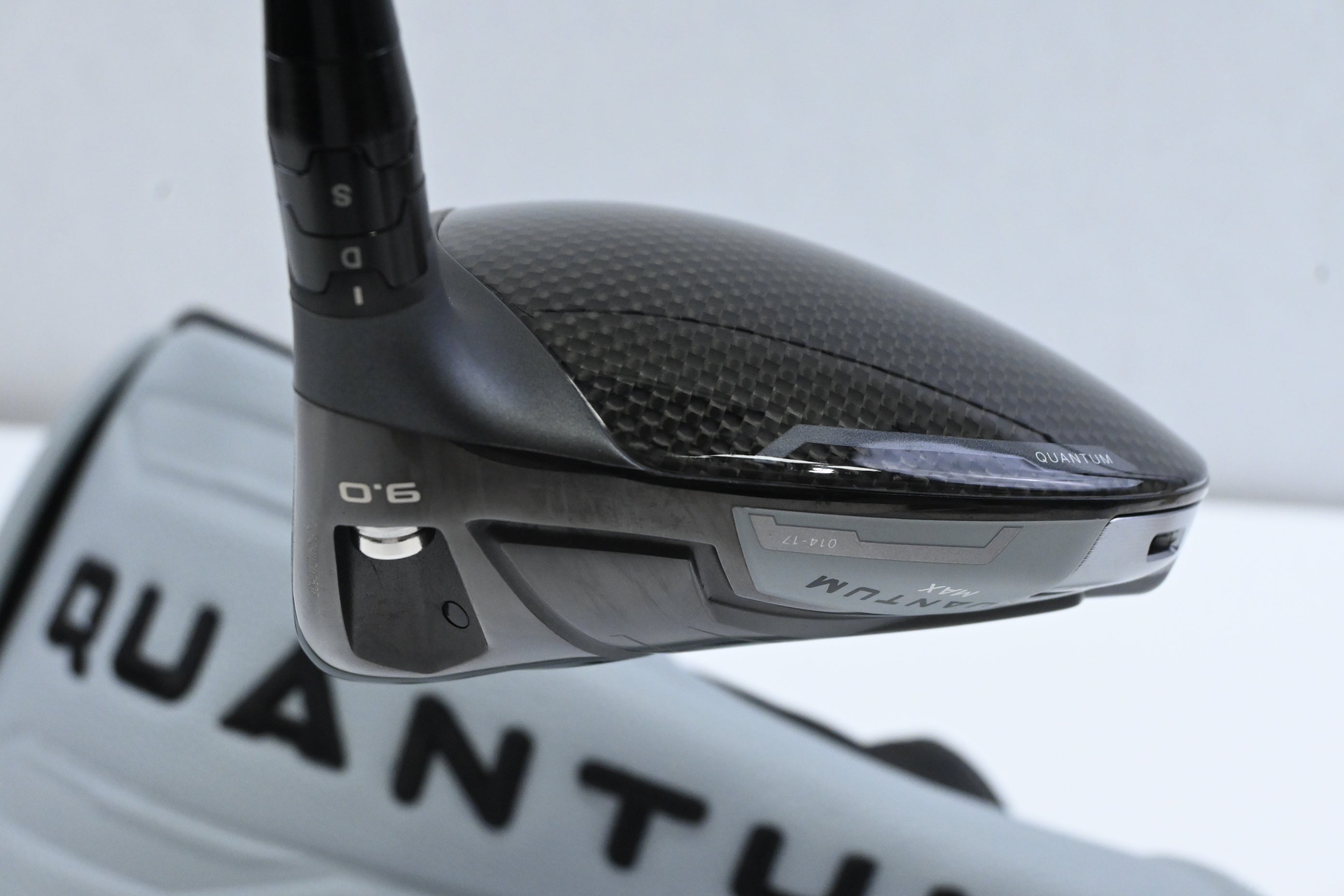 Callaway Quantum Max Driver / 9 Degree / Regular Flex Denali Frost Silver 50