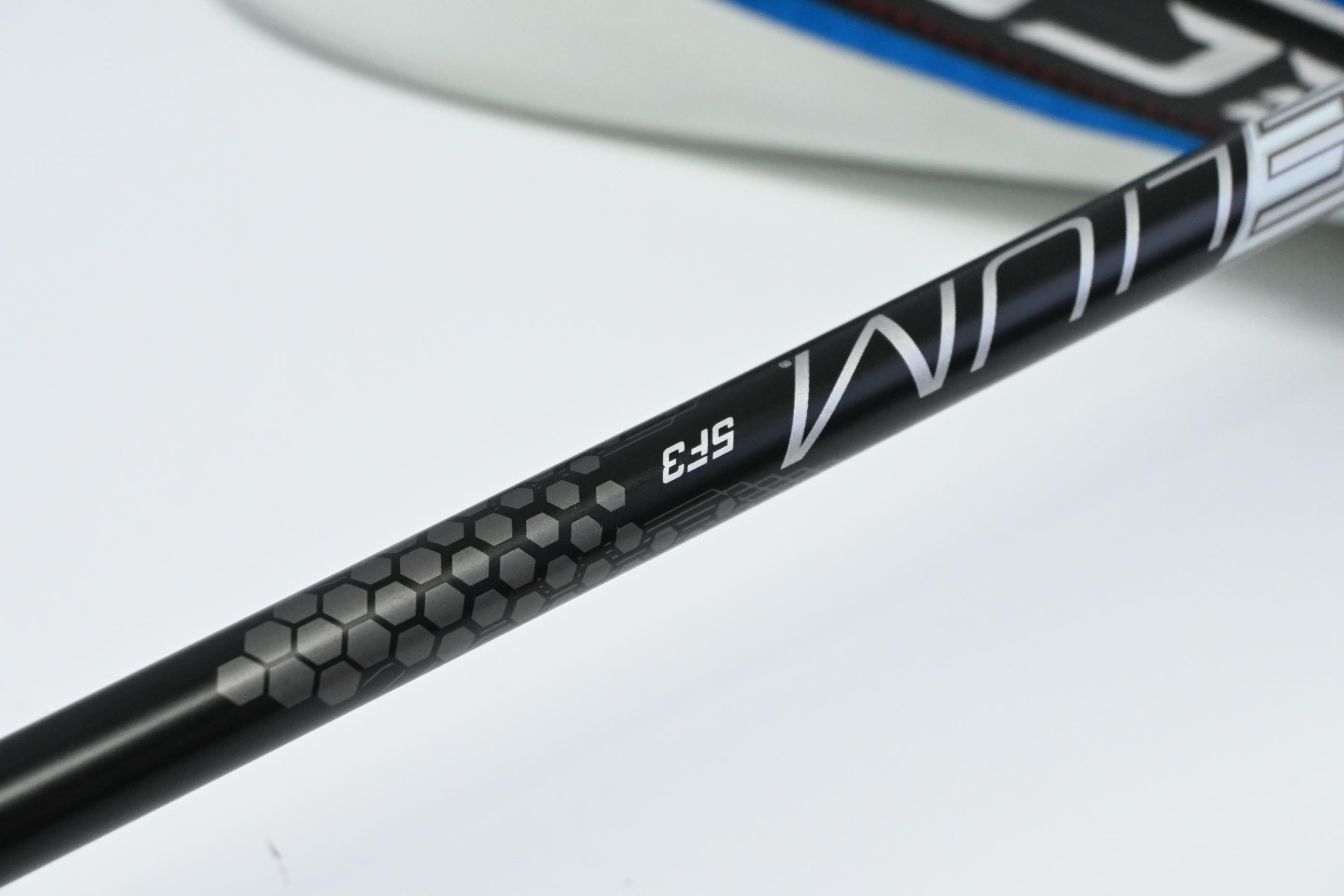 Cobra Aerojet Driver / 10.5 Degree / Regular Flex UST Helium Nanocore 5 Shaft
