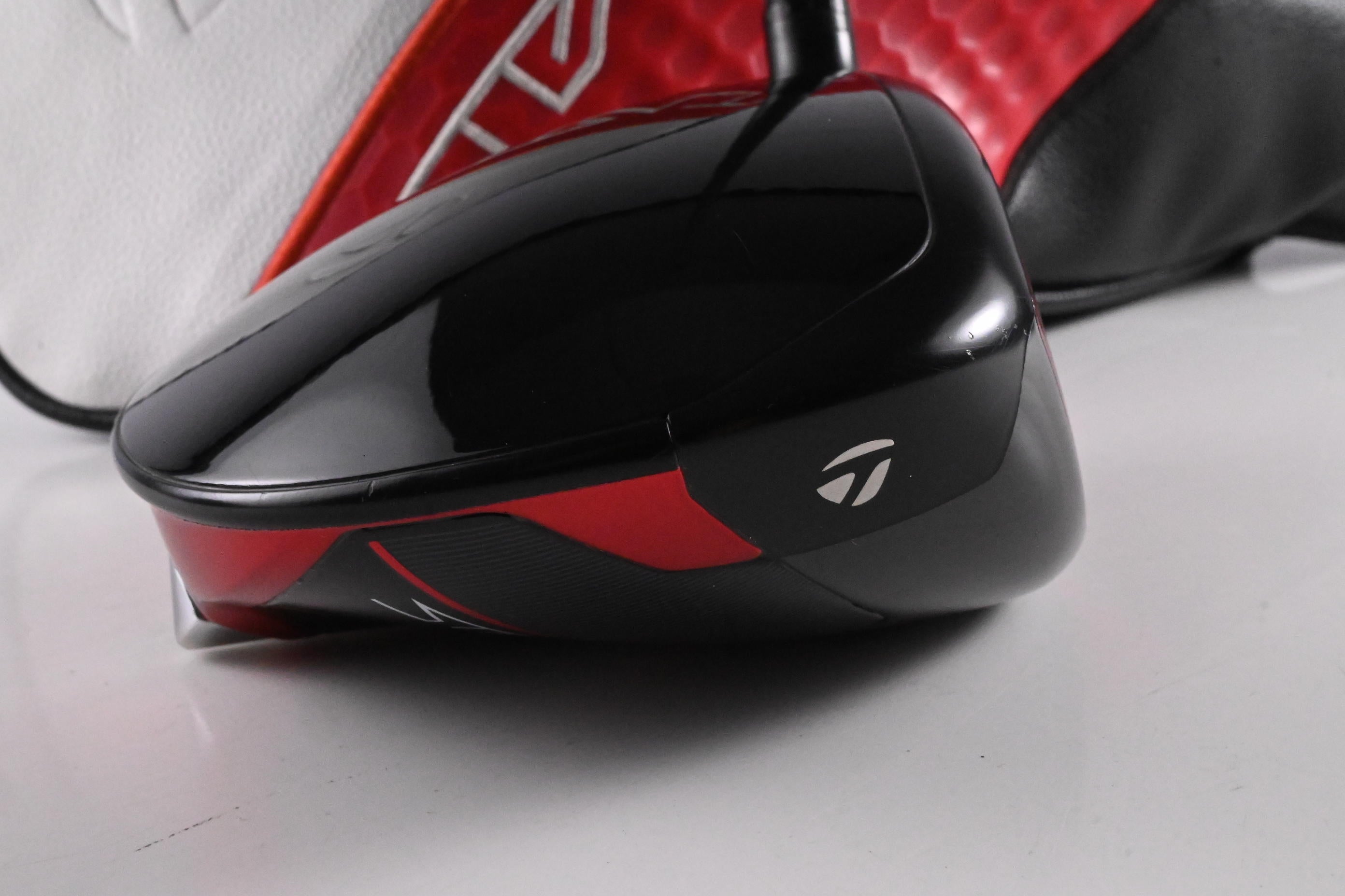 Taylormade Stealth 2 Plus Driver / 10.5 Degree / Stiff Flex Diamana S+ 60 Shaft