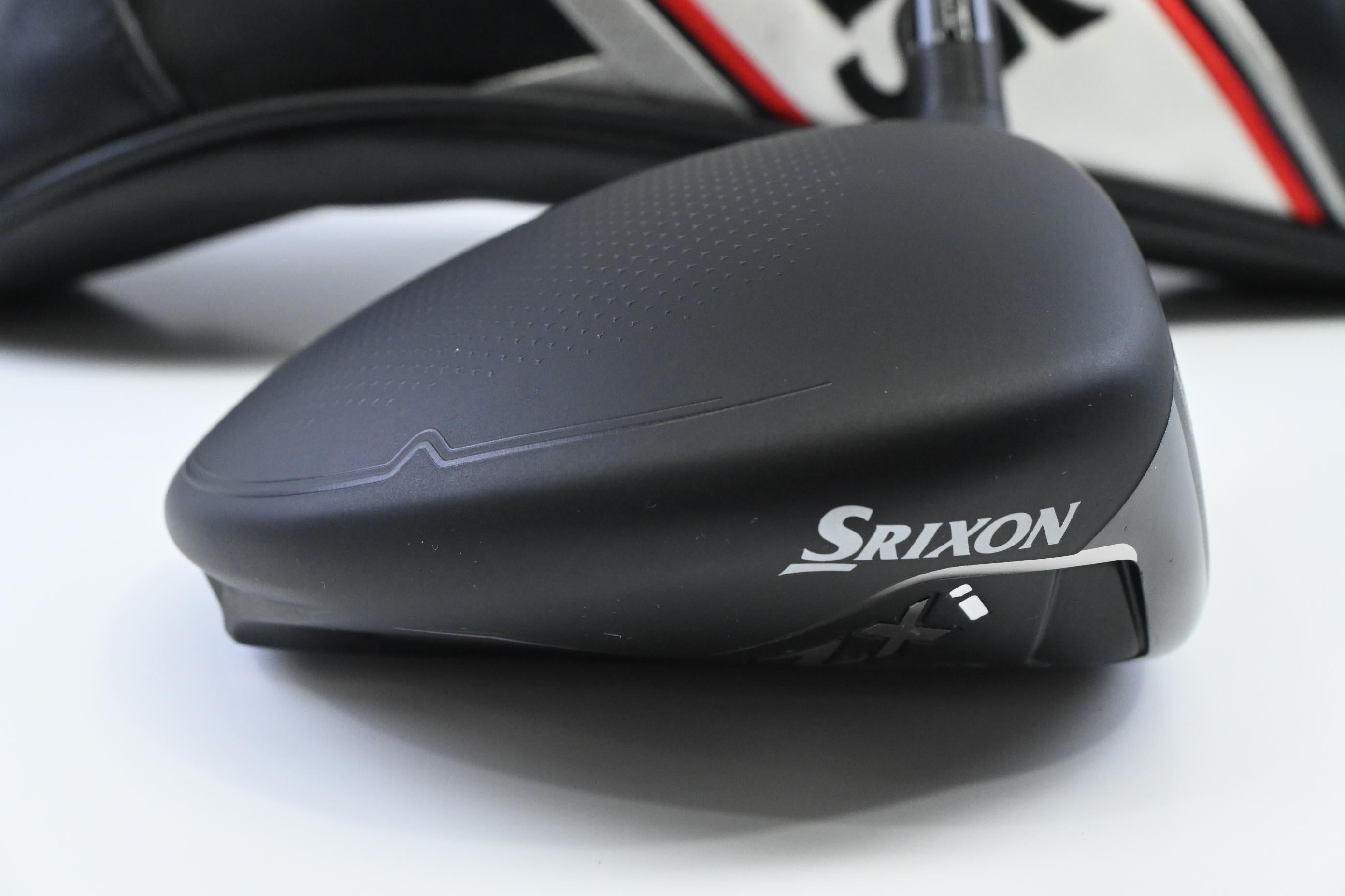 Srixon ZXi Driver / 10.5 Degree / Stiff Flex Fujikura Ventus TR Blue 6 Shaft