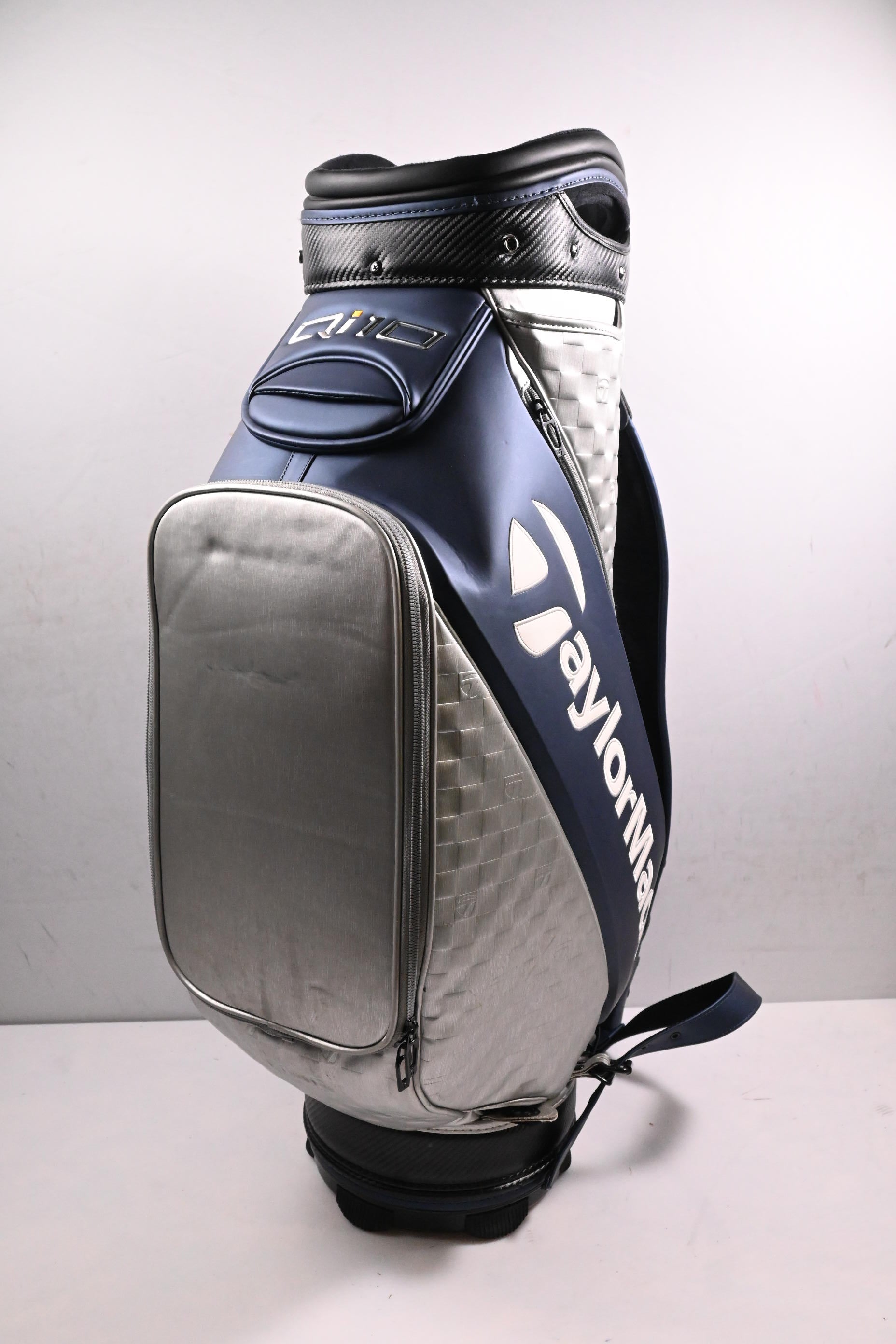 Taylormade Qi10 Tour Bag / 6-Way Divider / Silver, Navy