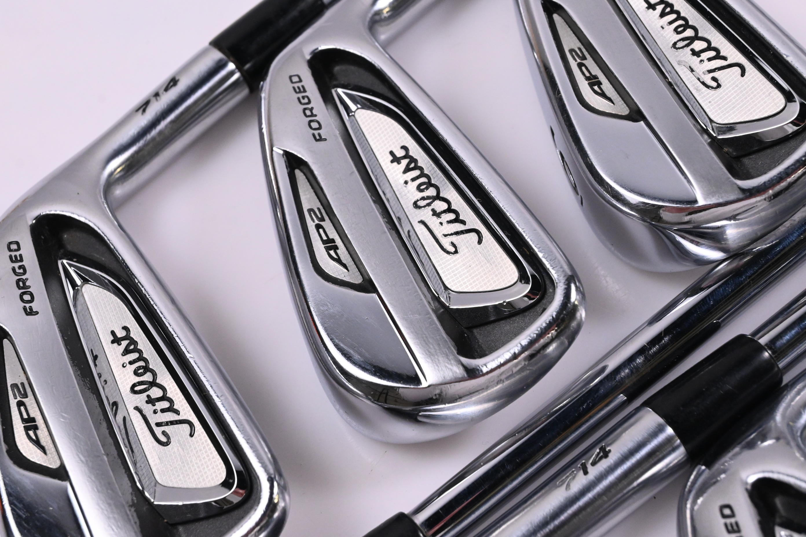 Titleist 714 AP2 Irons / 4-PW / Stiff Flex Project X Shafts