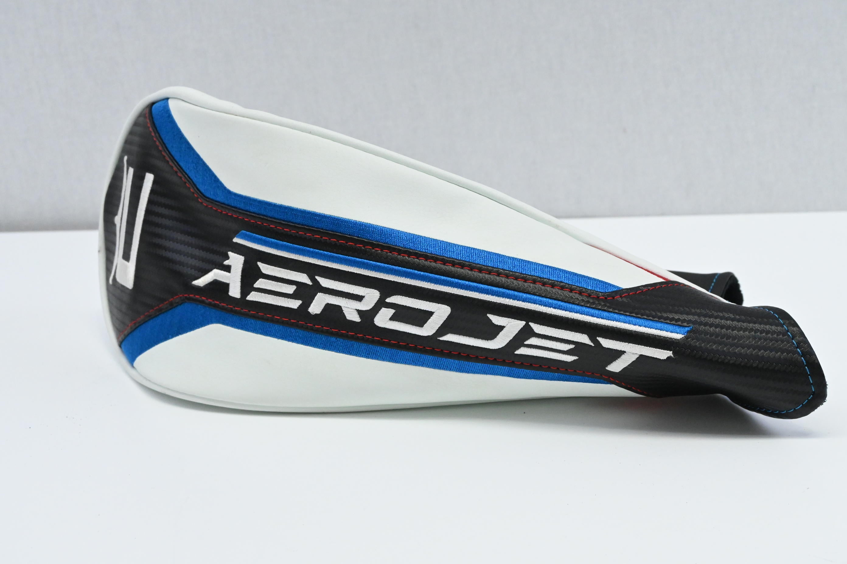 Cobra Aerojet Driver / 10.5 Degree / Regular Flex UST Helium Nanocore 5 Shaft