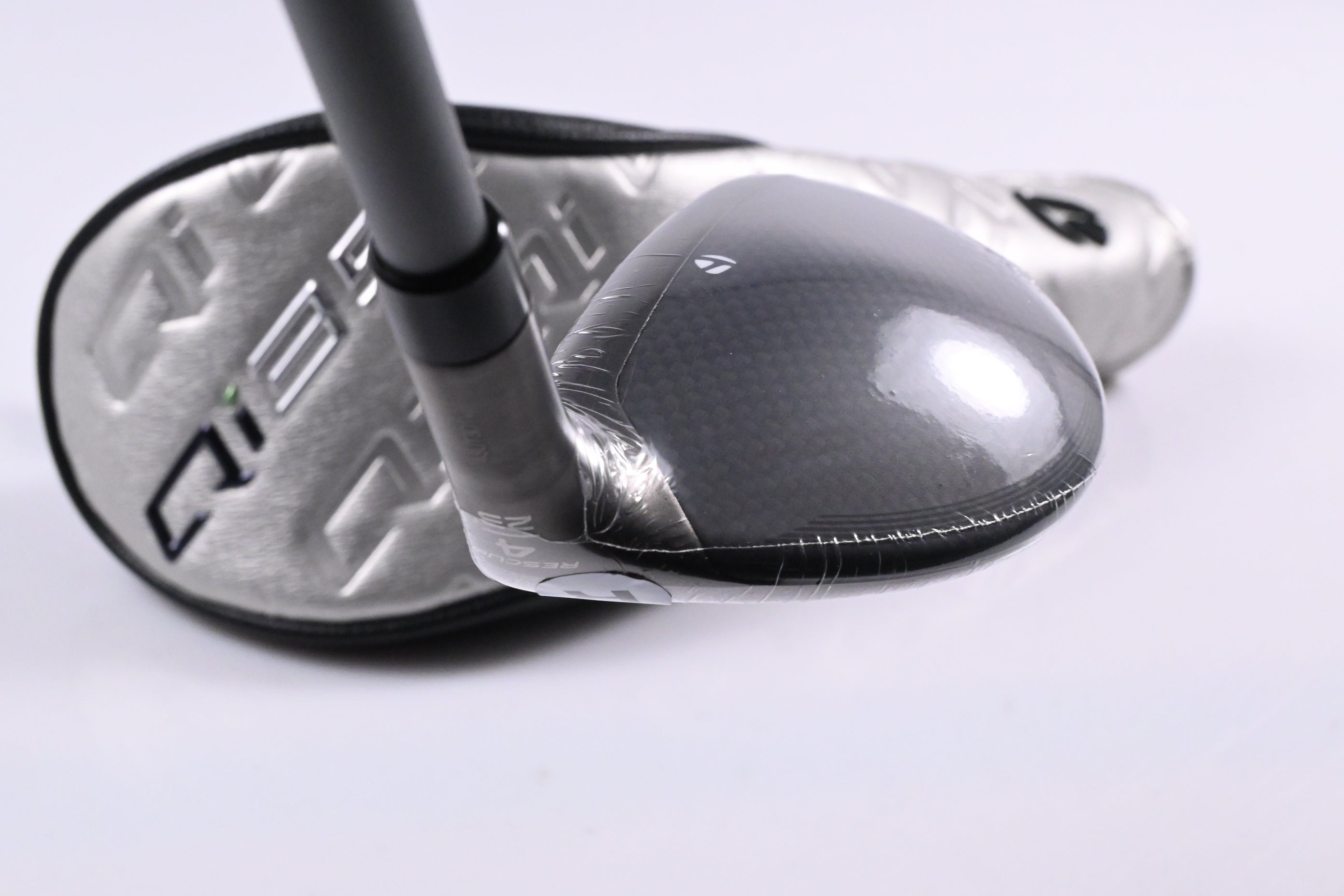 Taylormade Qi35 Max #4 Hybrid / 23 Degree / Regular Flex Fujikura Air Speeder 50