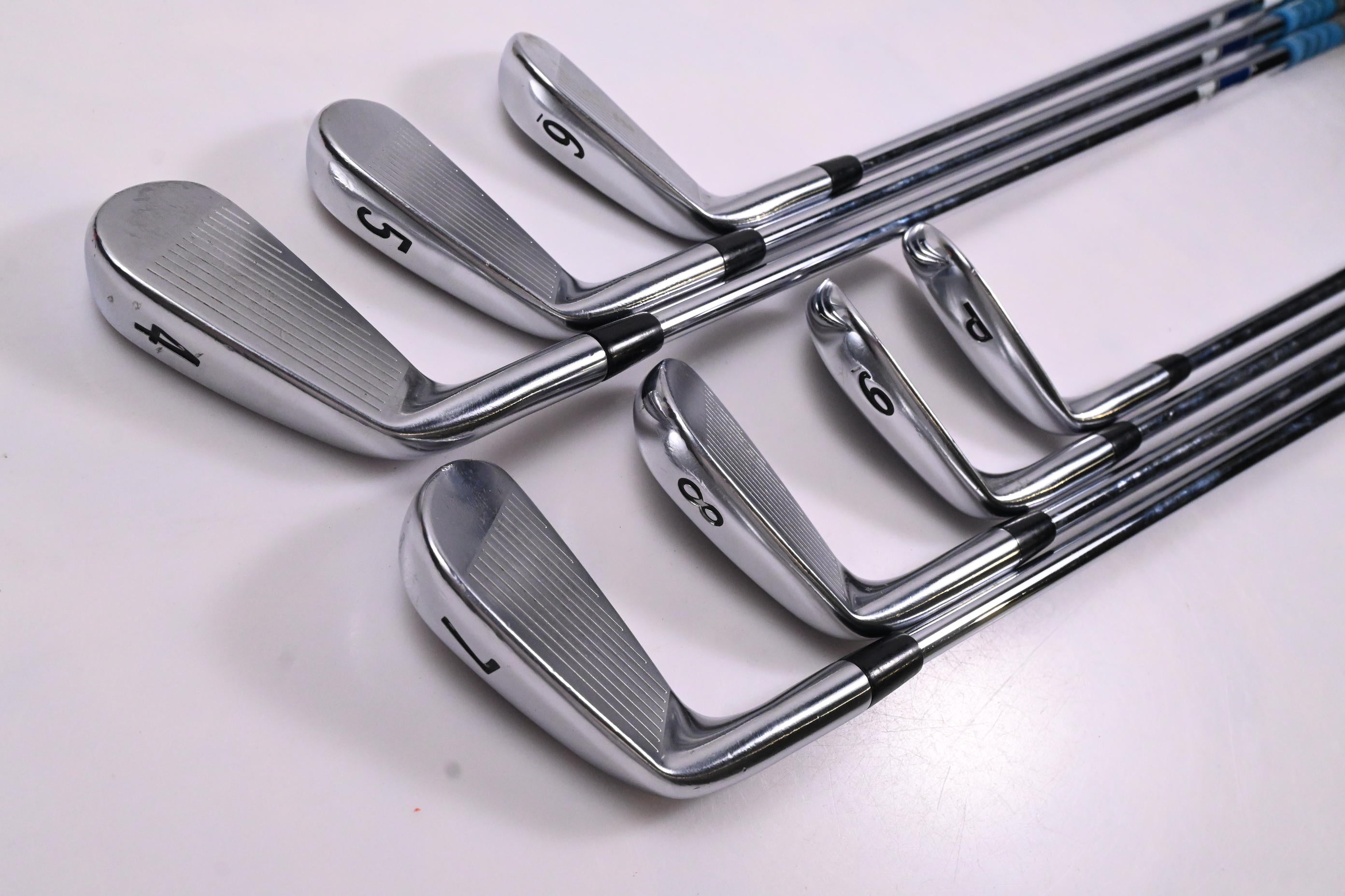 Titleist 714 AP2 Irons / 4-PW / Stiff Flex Project X Shafts
