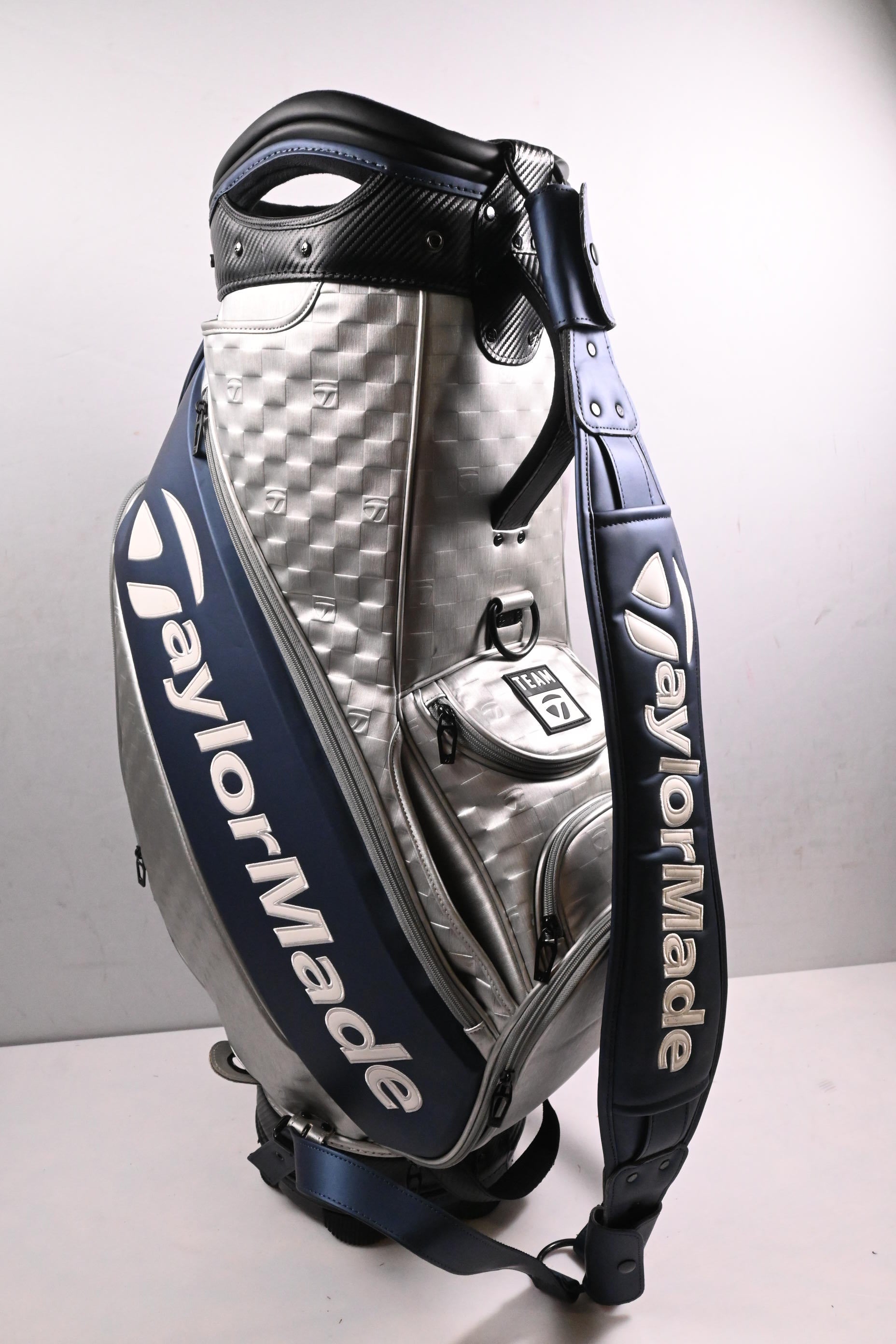Taylormade Qi10 Tour Bag / 6-Way Divider / Silver, Navy