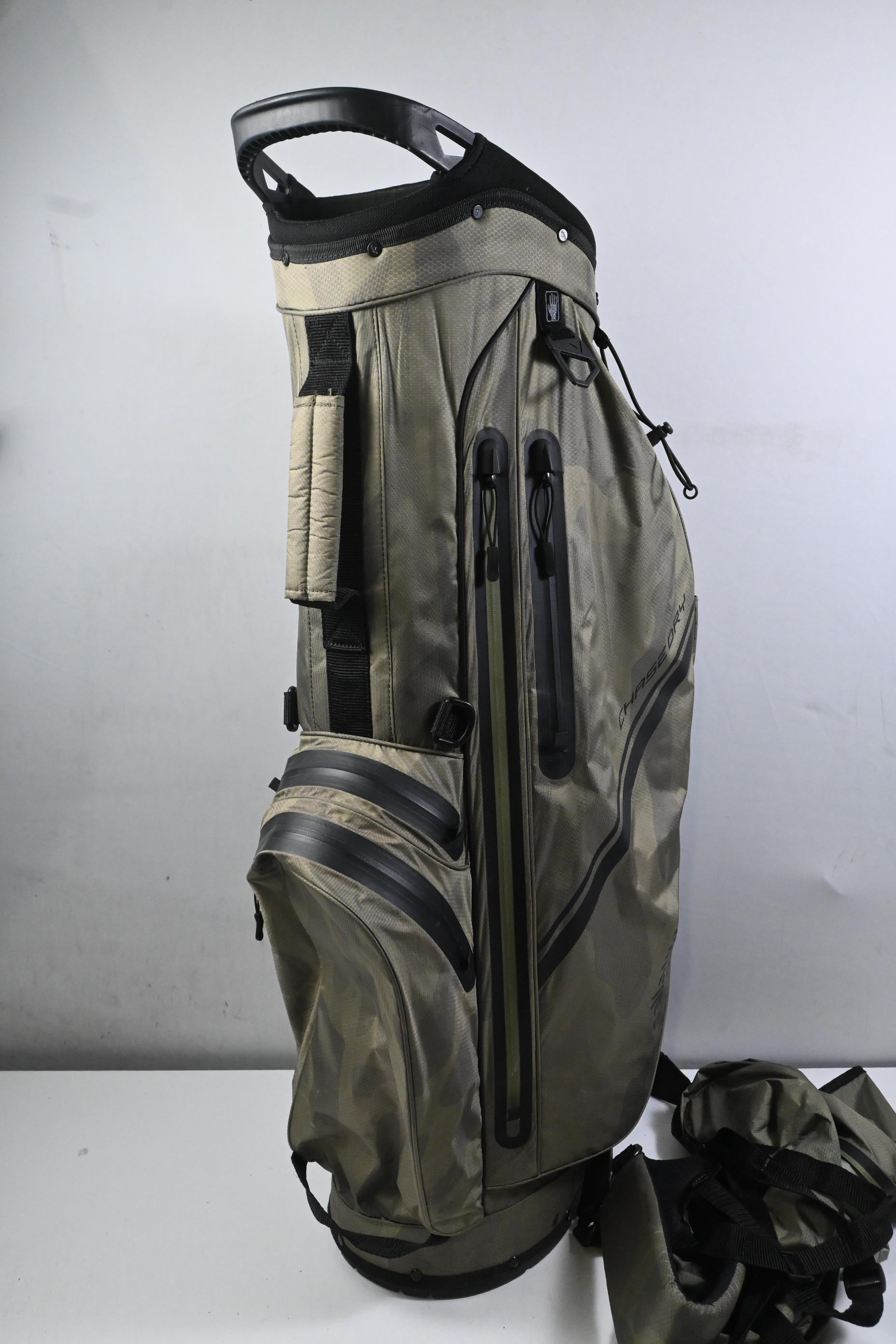 Callaway Chase Dry Stand Bag / 4-Way Divider / Camo