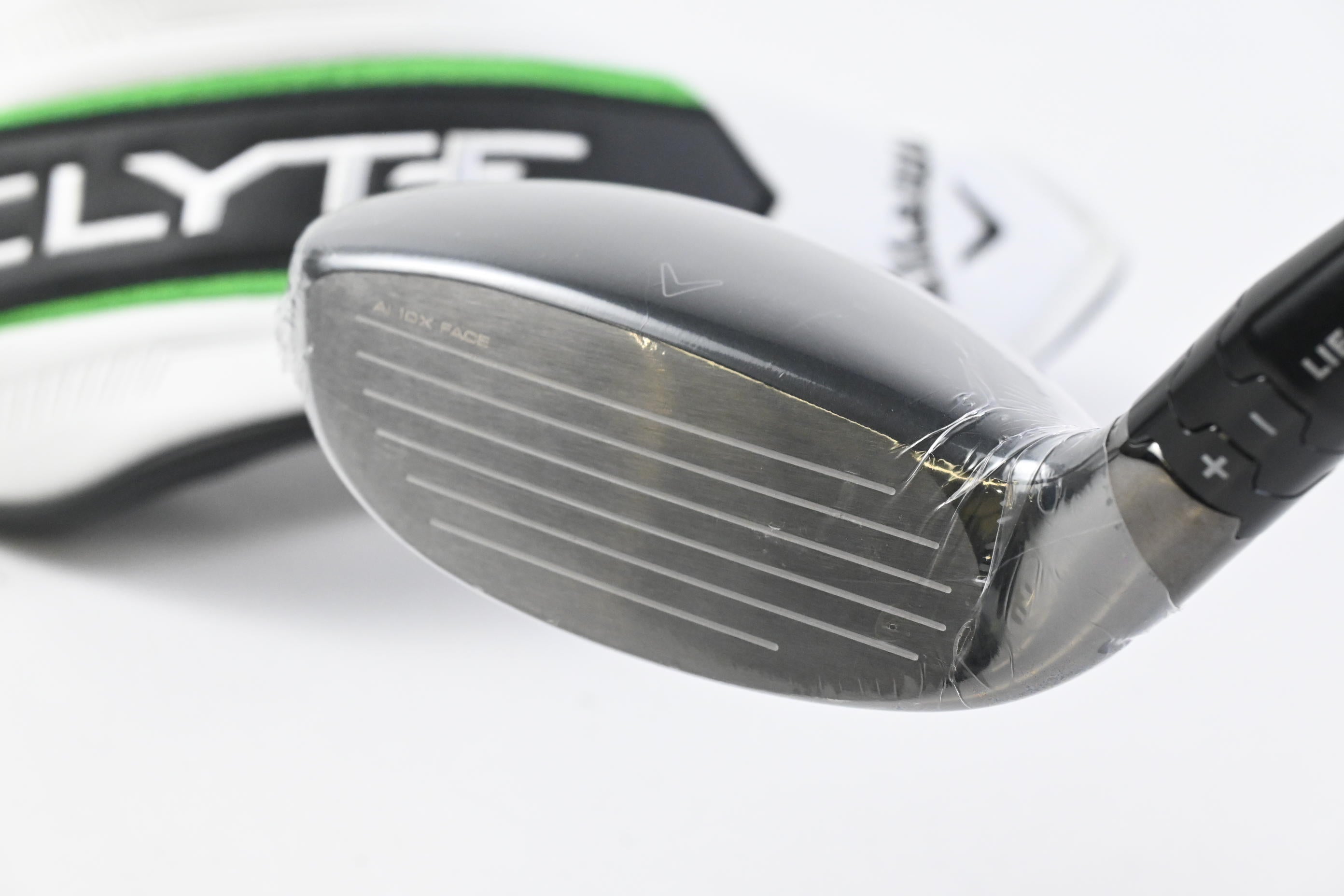 Callaway Elyte #4 Hybrid / 22 Degree / Regular Flex Denali Charcoal 60 Shaft