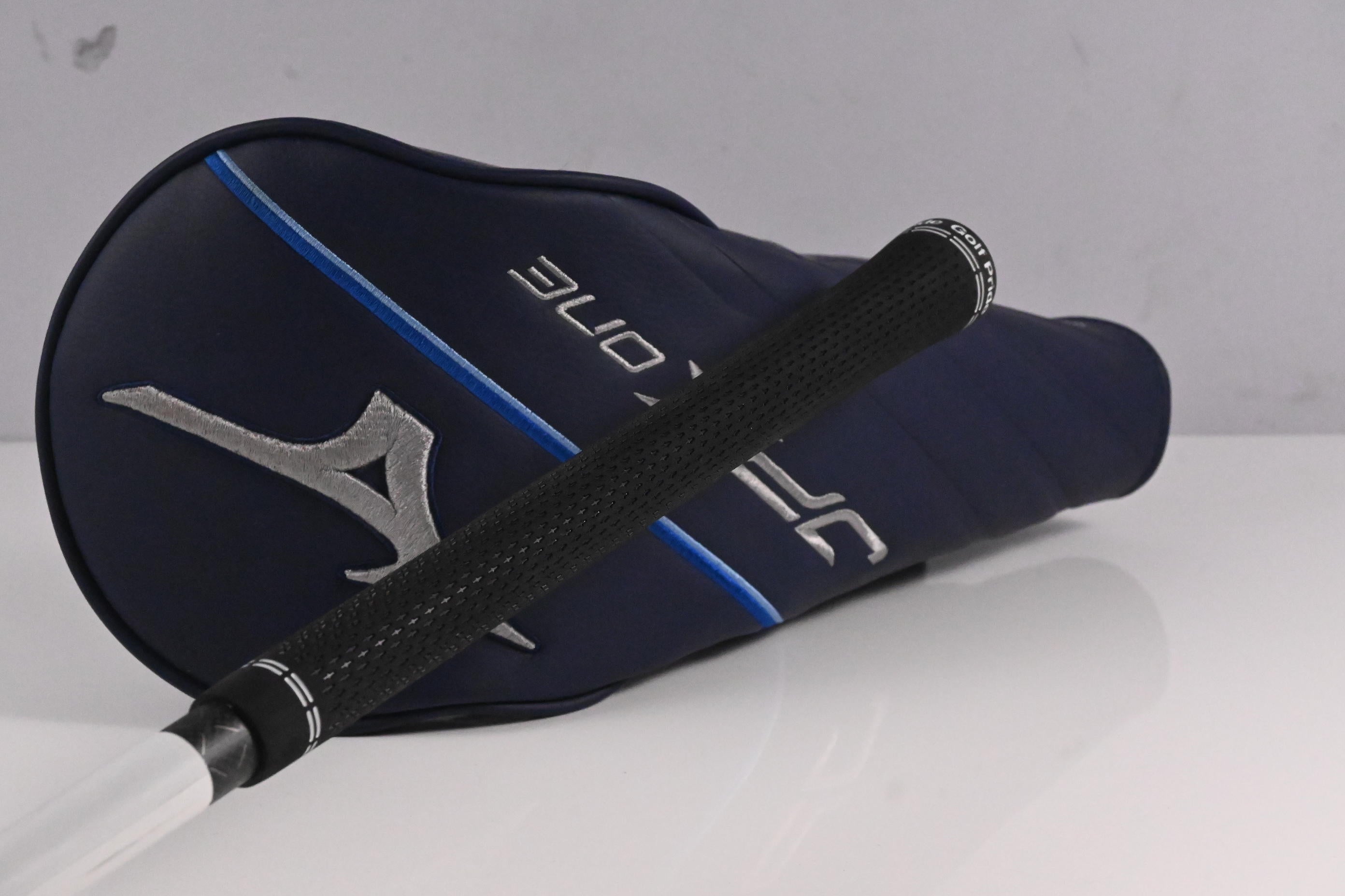 Mizuno JPX One Driver / 10.5 Degree / Regular Flex Tensei 1K Blue 55 Shaft
