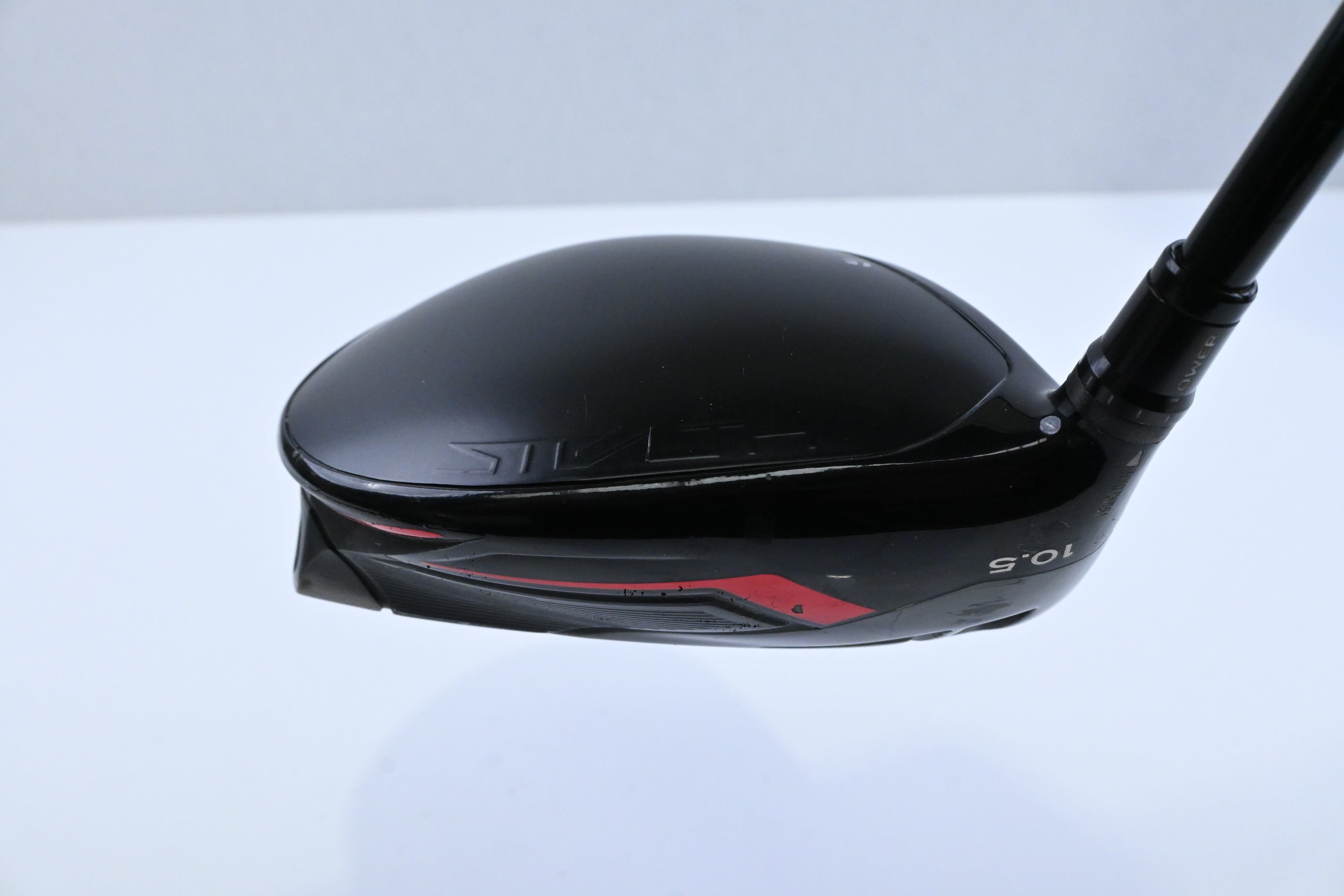 Left Hand Taylormade Stealth Driver / 10.5 Degree / Regular Flex Tensei AV Raw