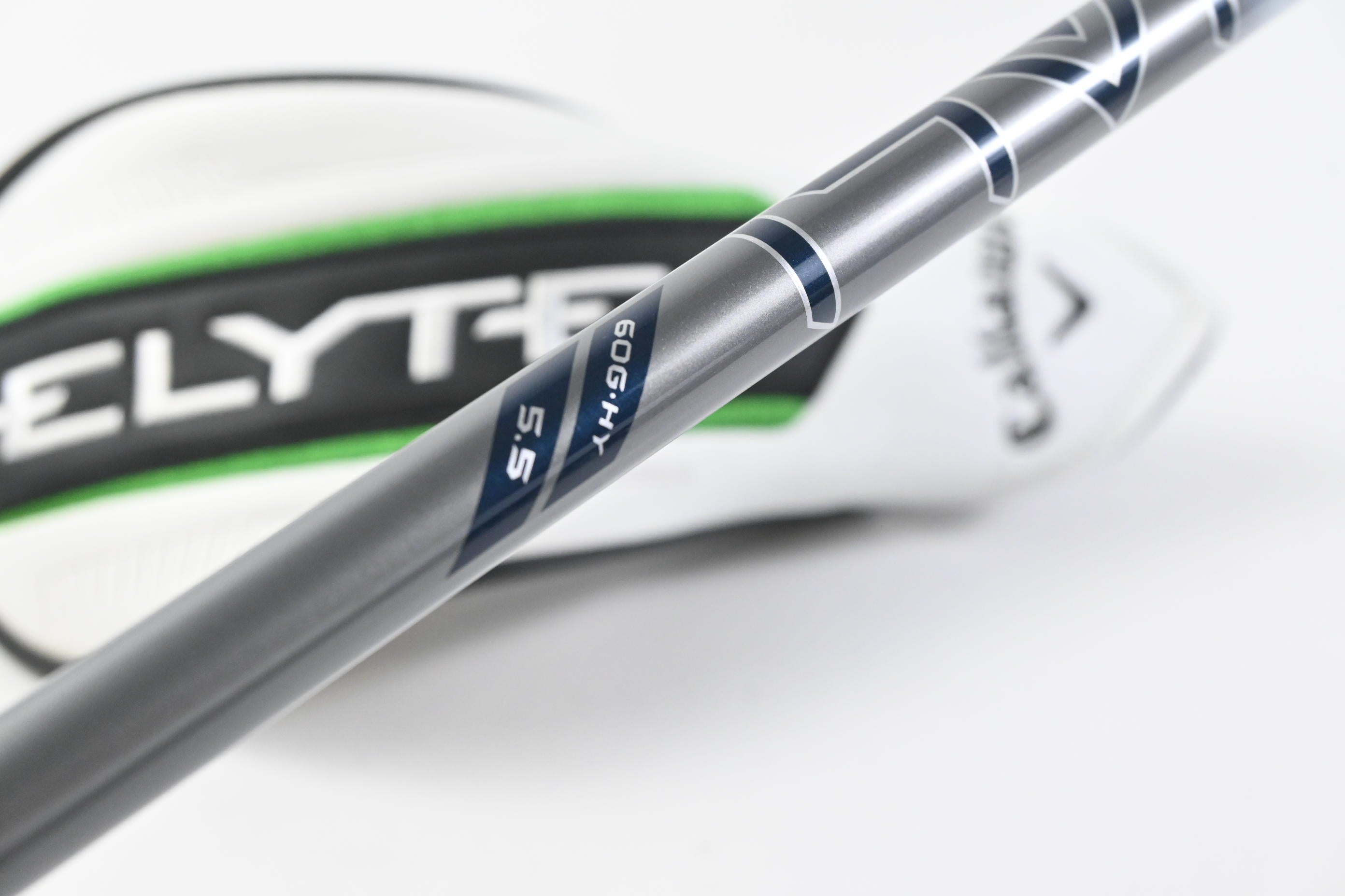 Callaway Elyte #4 Hybrid / 22 Degree / Regular Flex Denali Charcoal 60 Shaft
