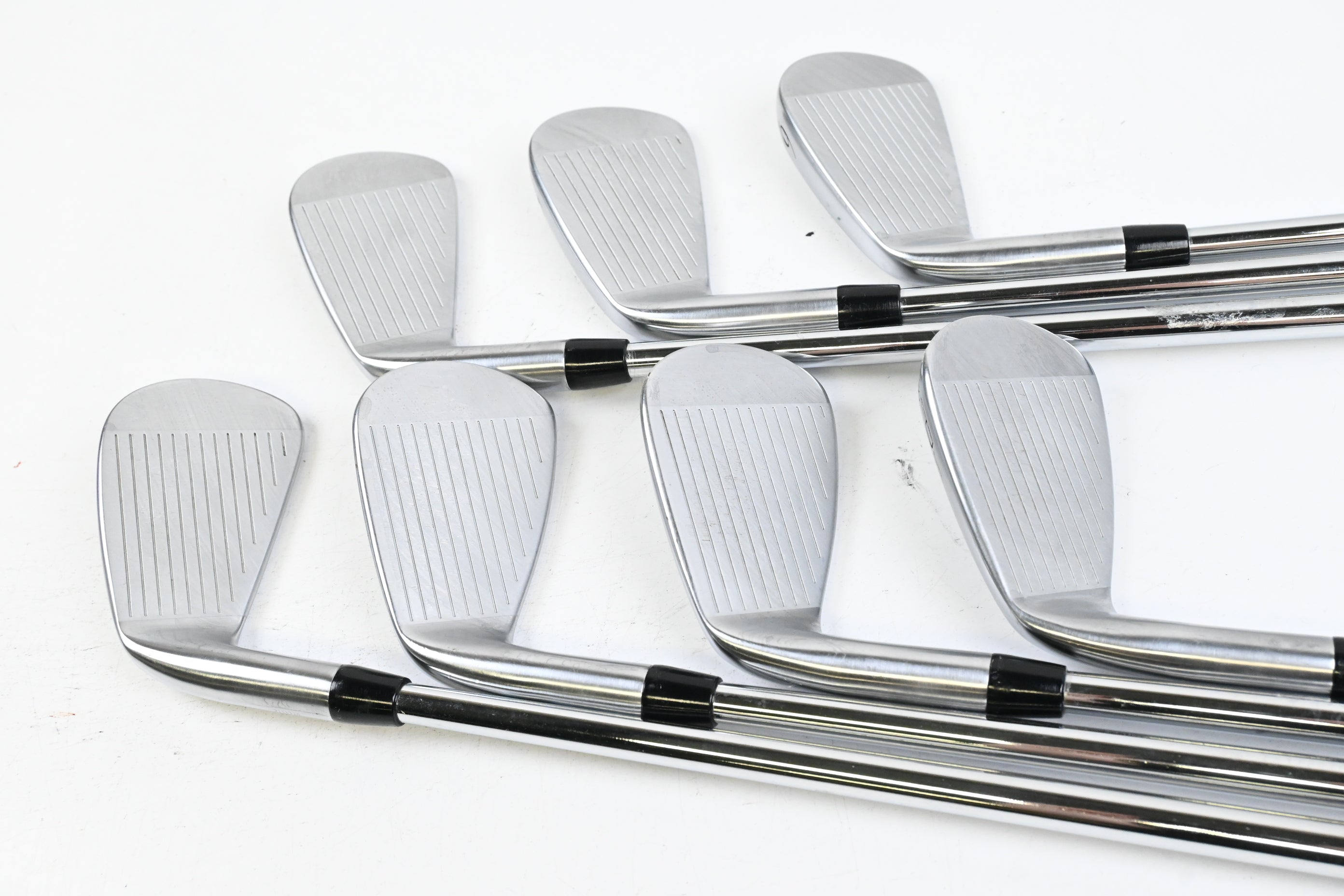 Titleist T100 2025 Irons / 4-PW / X-Flex Project X Precision Shafts