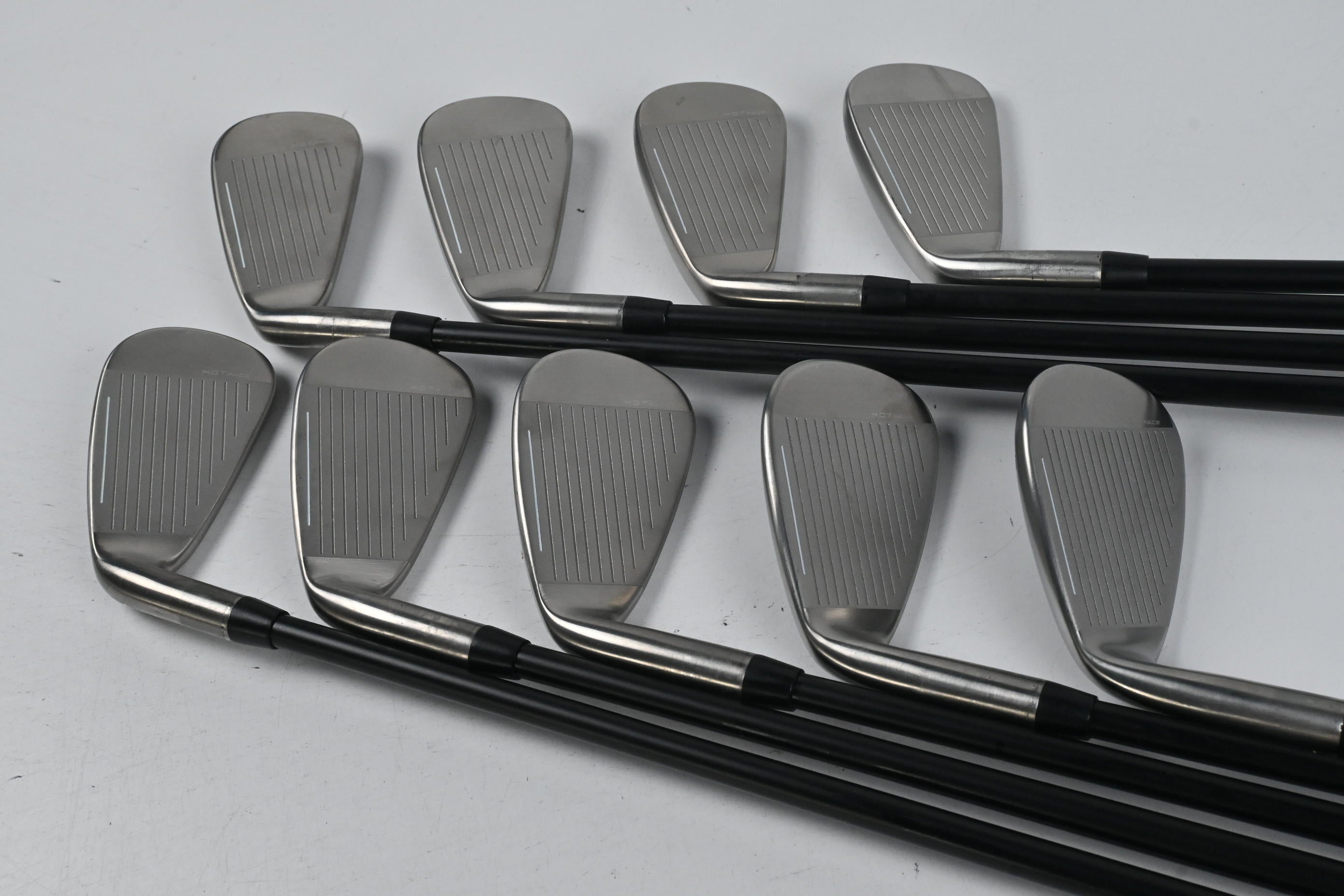 Cobra DS-Adapt Irons / 4-PW+GW+SW / Regular Flex KBS TGI 75 Shafts