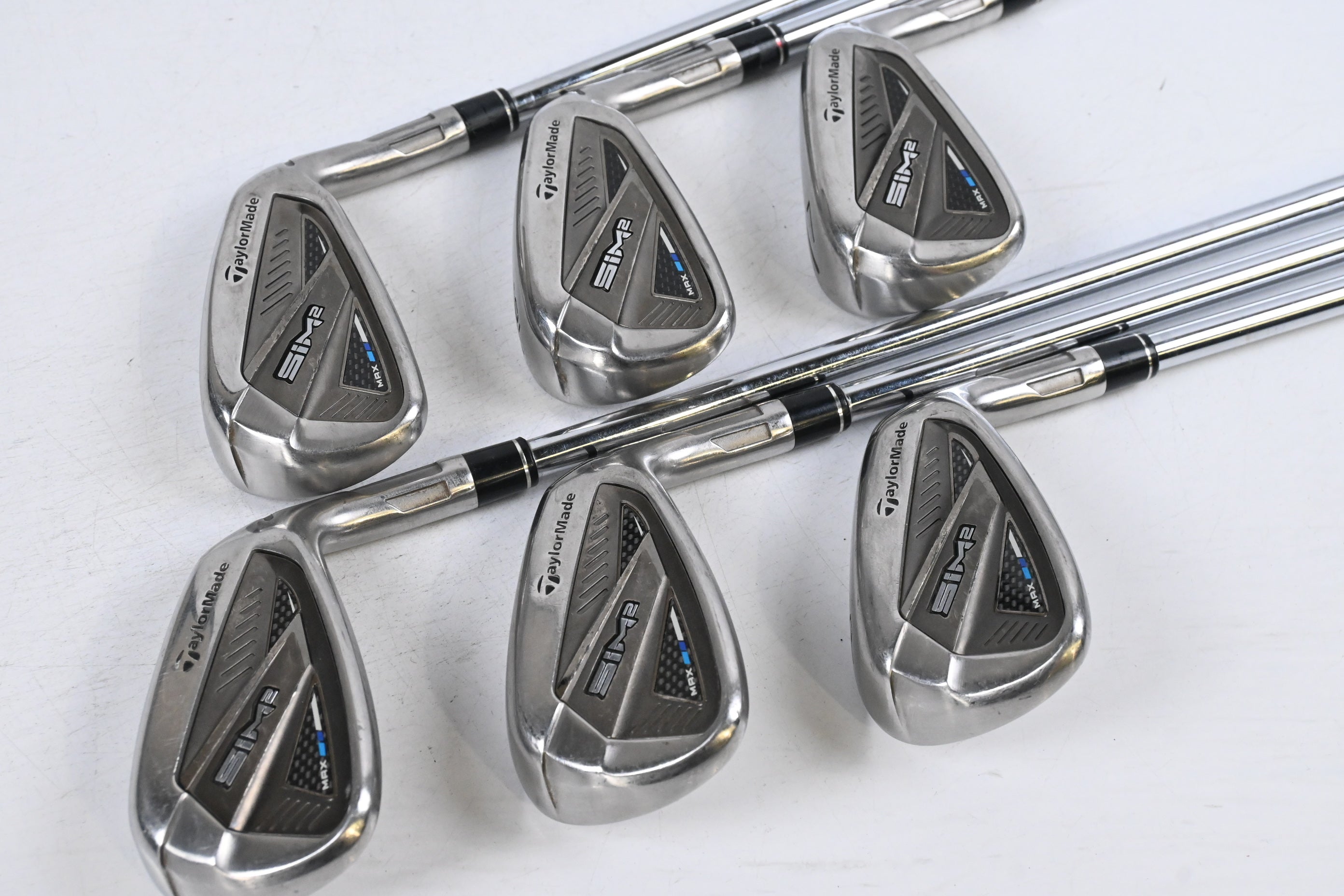 Taylormade SIM2 Max Irons / 5-PW / Regular Flex KBS MAXT MT 85 Shafts