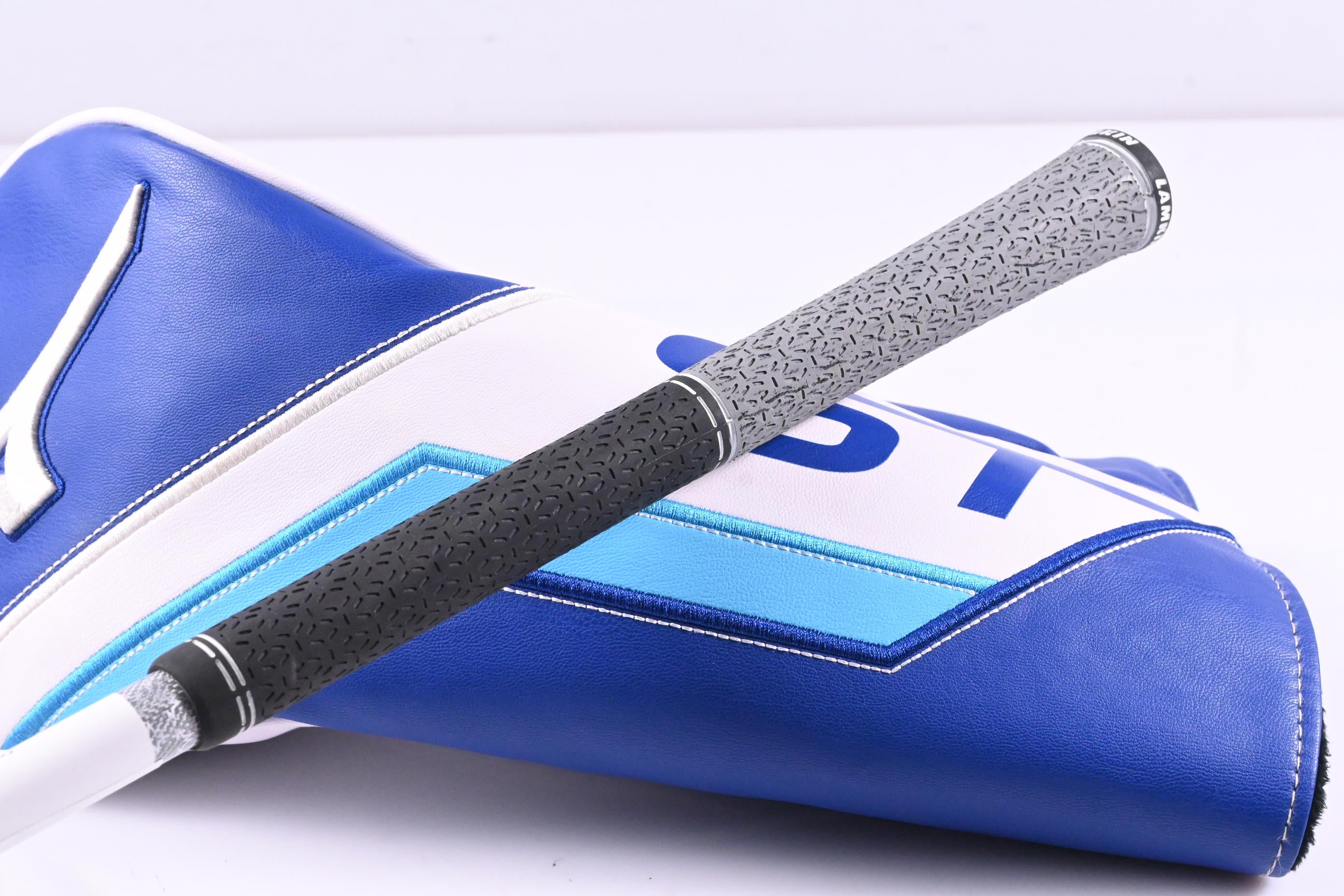 Mizuno ST-X 230 Driver / 10.5 Degree / Stiff Flex Tensei AV RAW Blue 65 Shaft
