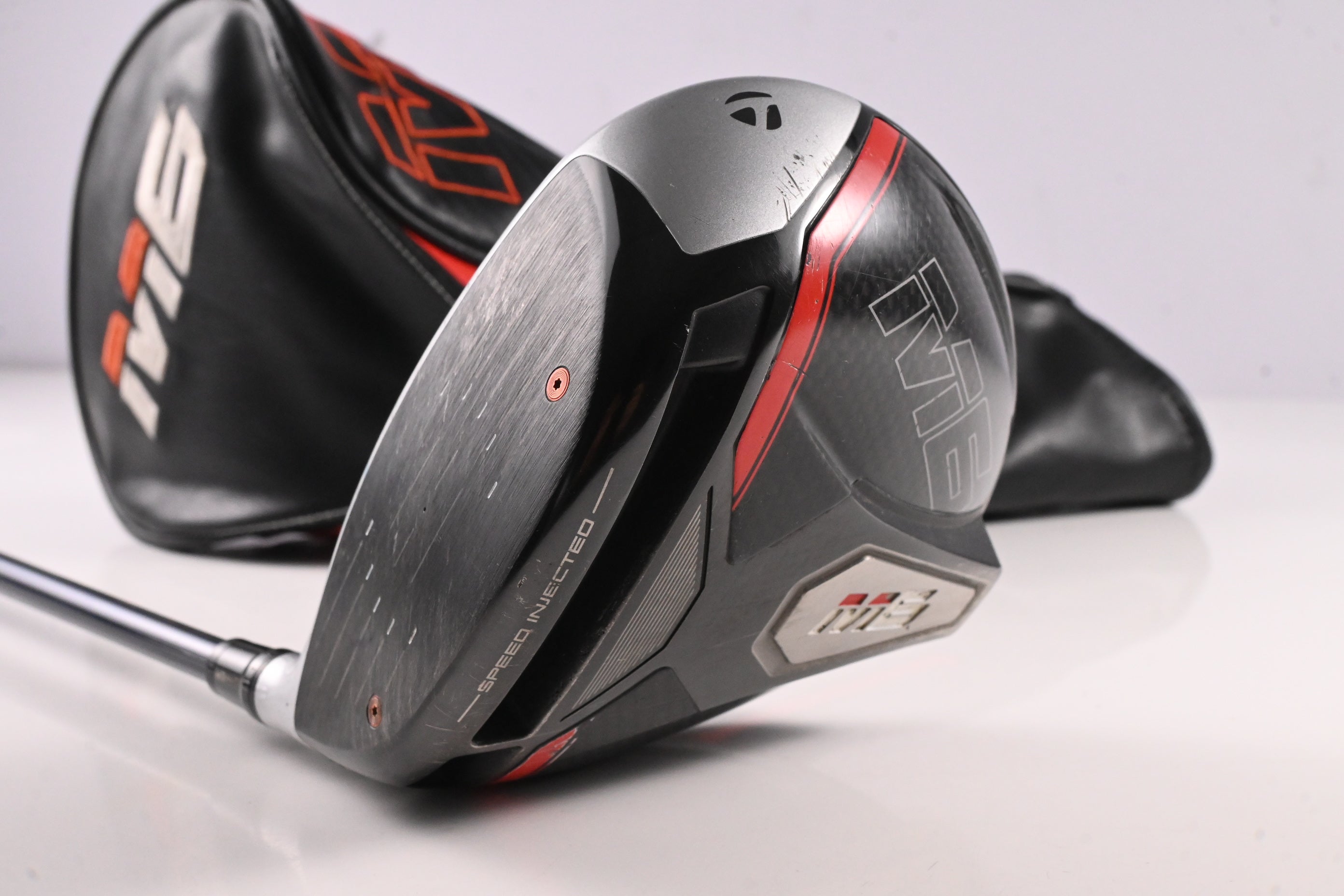 Left Hand Taylormade M6 Driver / 10.5 Degree / Regular Flex Ventus Blue 6 Shaft