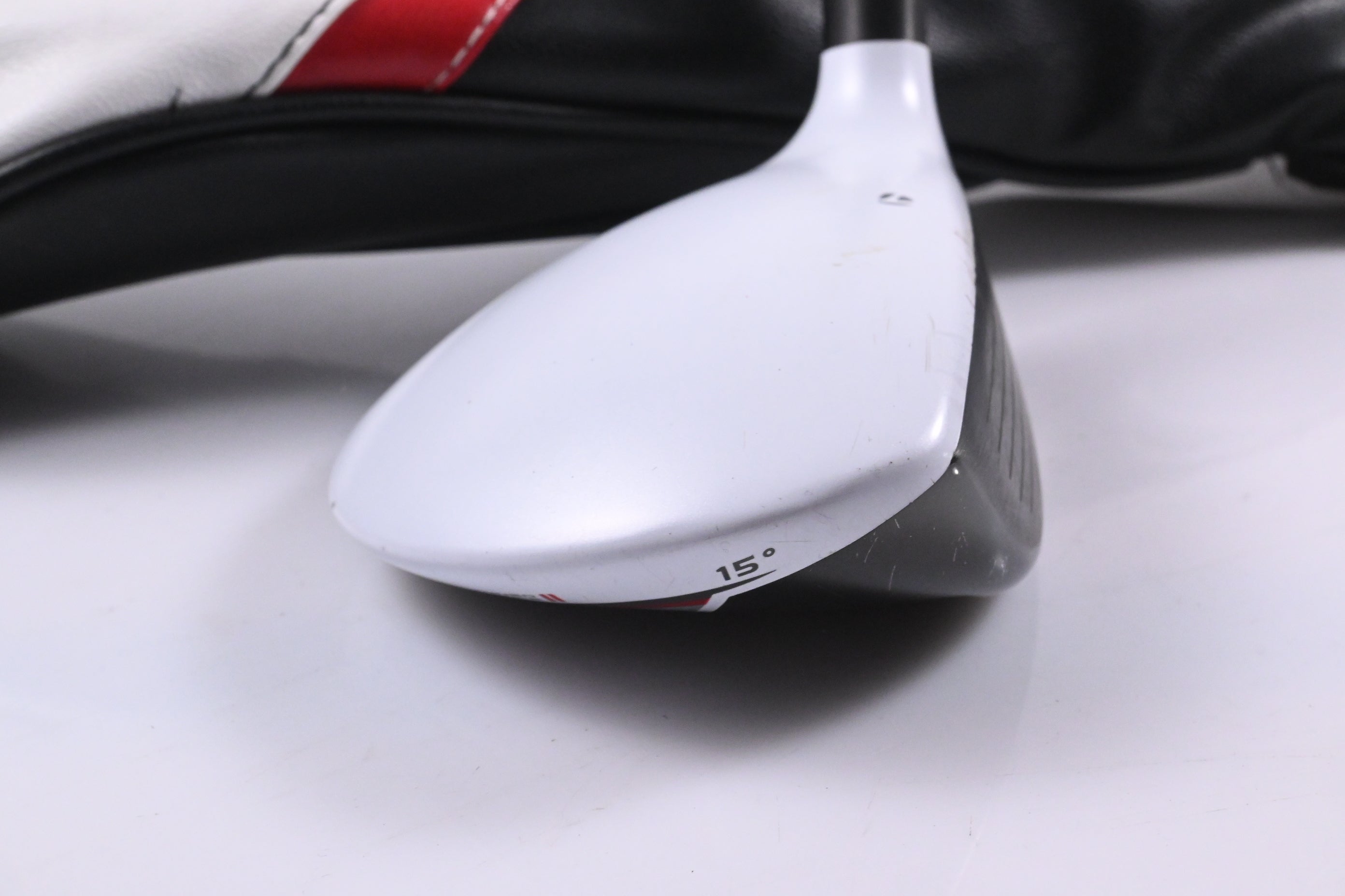 Taylormade R15 #3 Wood / 15 Degree / Stiff Flex Fujikura Speeder 67 Evolution
