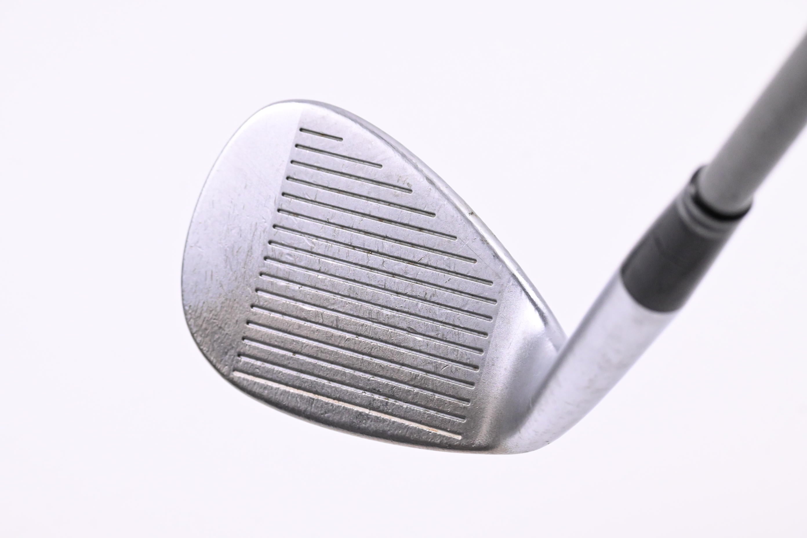 Ladies Cleveland Reg 588 RTG Sand Wedge / 56 Degree / Ladies Flex Cleveland