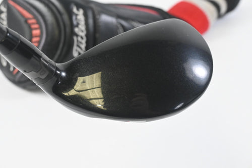 Titleist 913H #3 Hybrid / 19 Degree / Stiff Flex Aldila RIP Phenom 80 Shaft