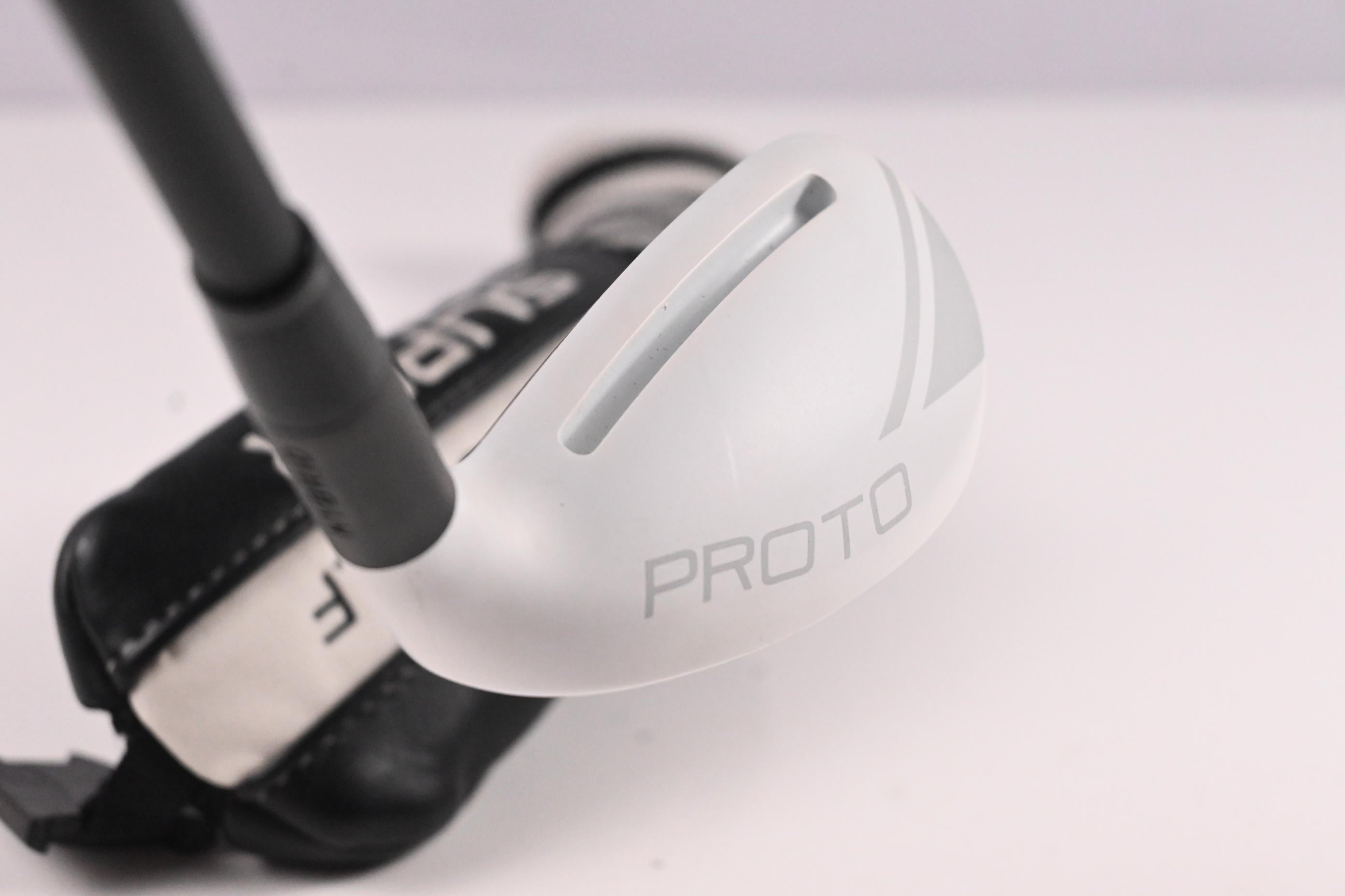 Adams Super 9031 #3 Hybrid / 18 Degree / Stiff Flex Diamana D+ 82 Shaft