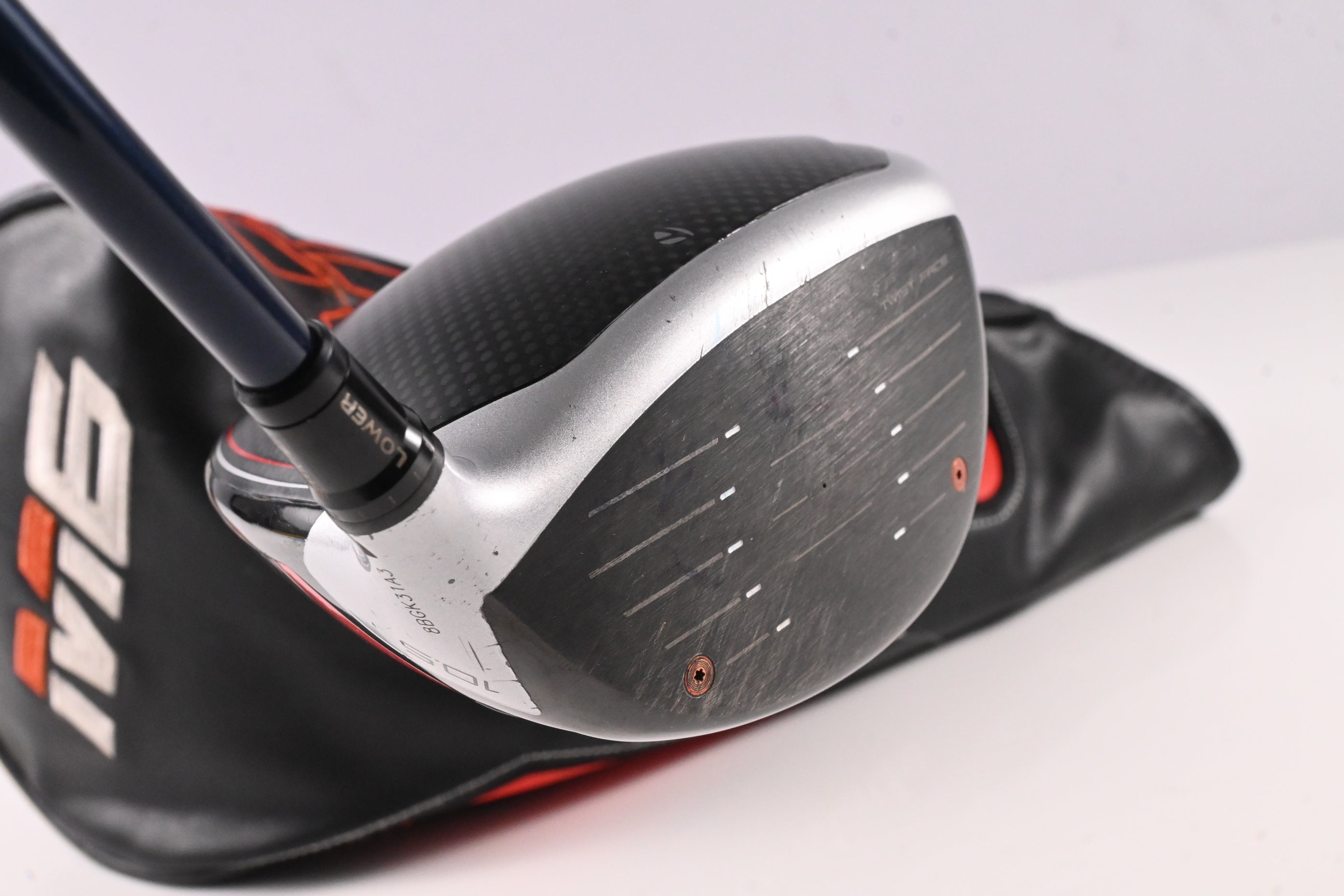 Left Hand Taylormade M6 Driver / 10.5 Degree / Regular Flex Ventus Blue 6 Shaft