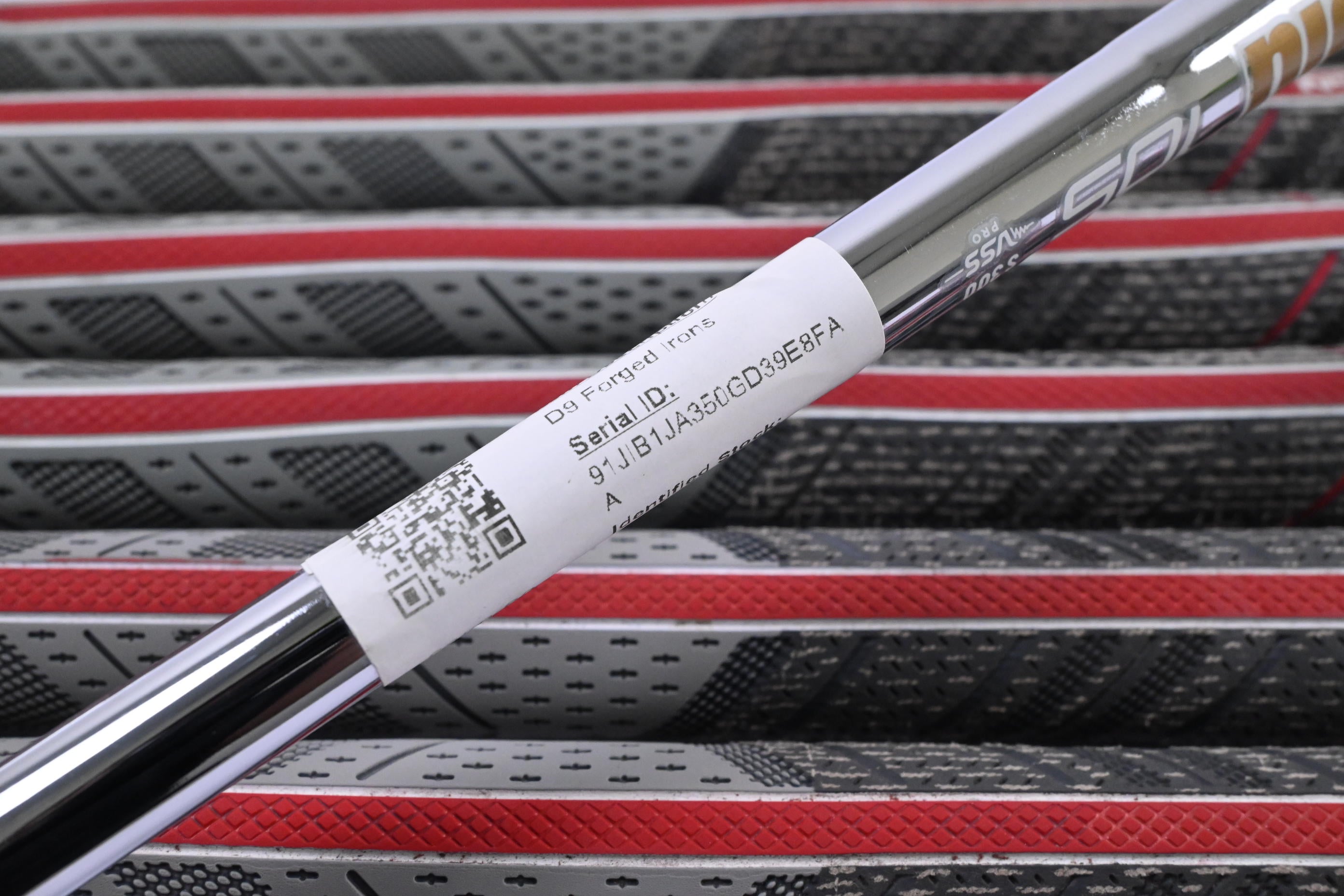 Wilson D9 Forged Irons / 4-PW / Stiff Flex Dynamic Gold 105 S300 Shafts