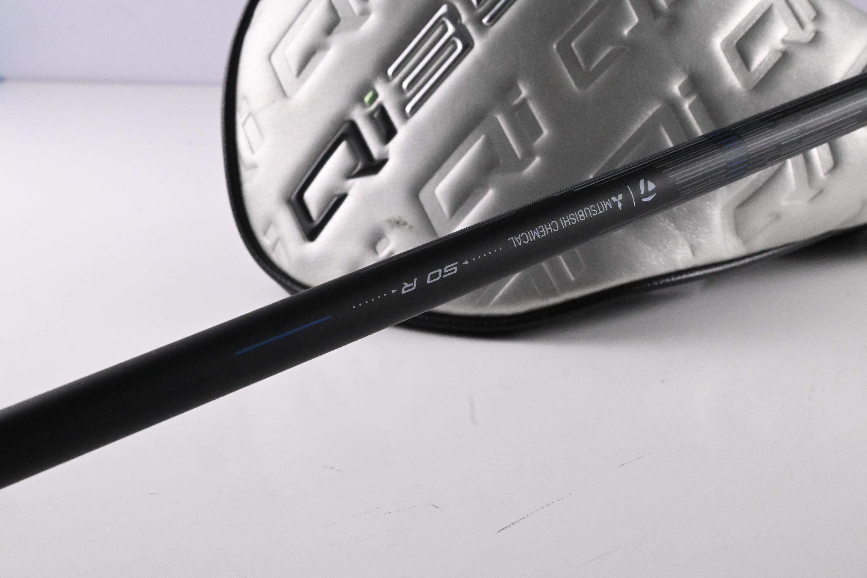 Taylormade Qi35 Driver / 9 Degree / Regular Flex Reax Blue 50 Shaft