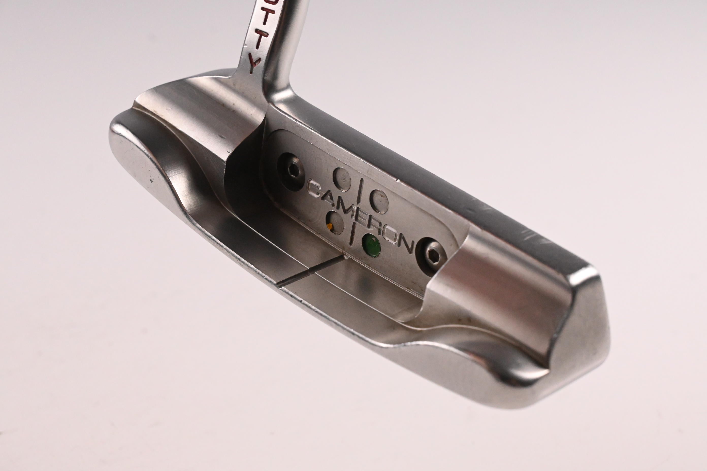 Scotty Cameron Studio Style Newport 1.5 Putter / 33 Inch