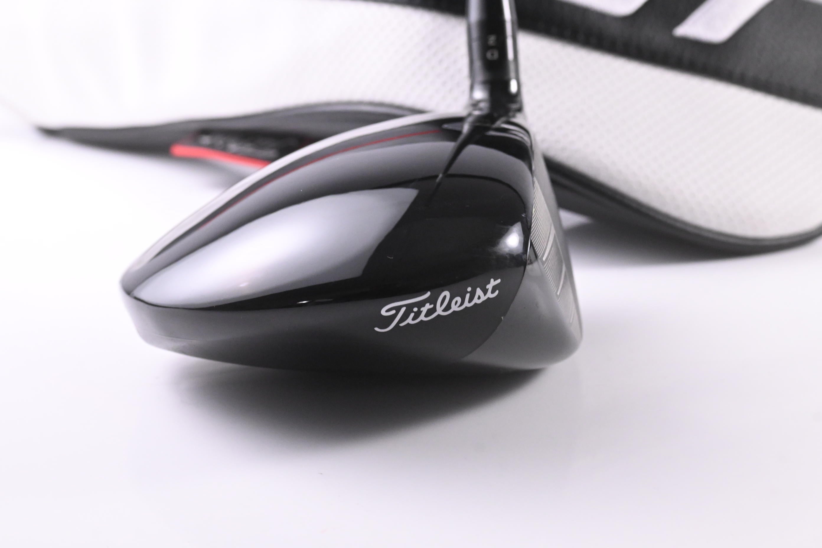 Titleist GT2 Driver / 10 Degree / Stiff Flex Hzrdus Black 60 Shaft