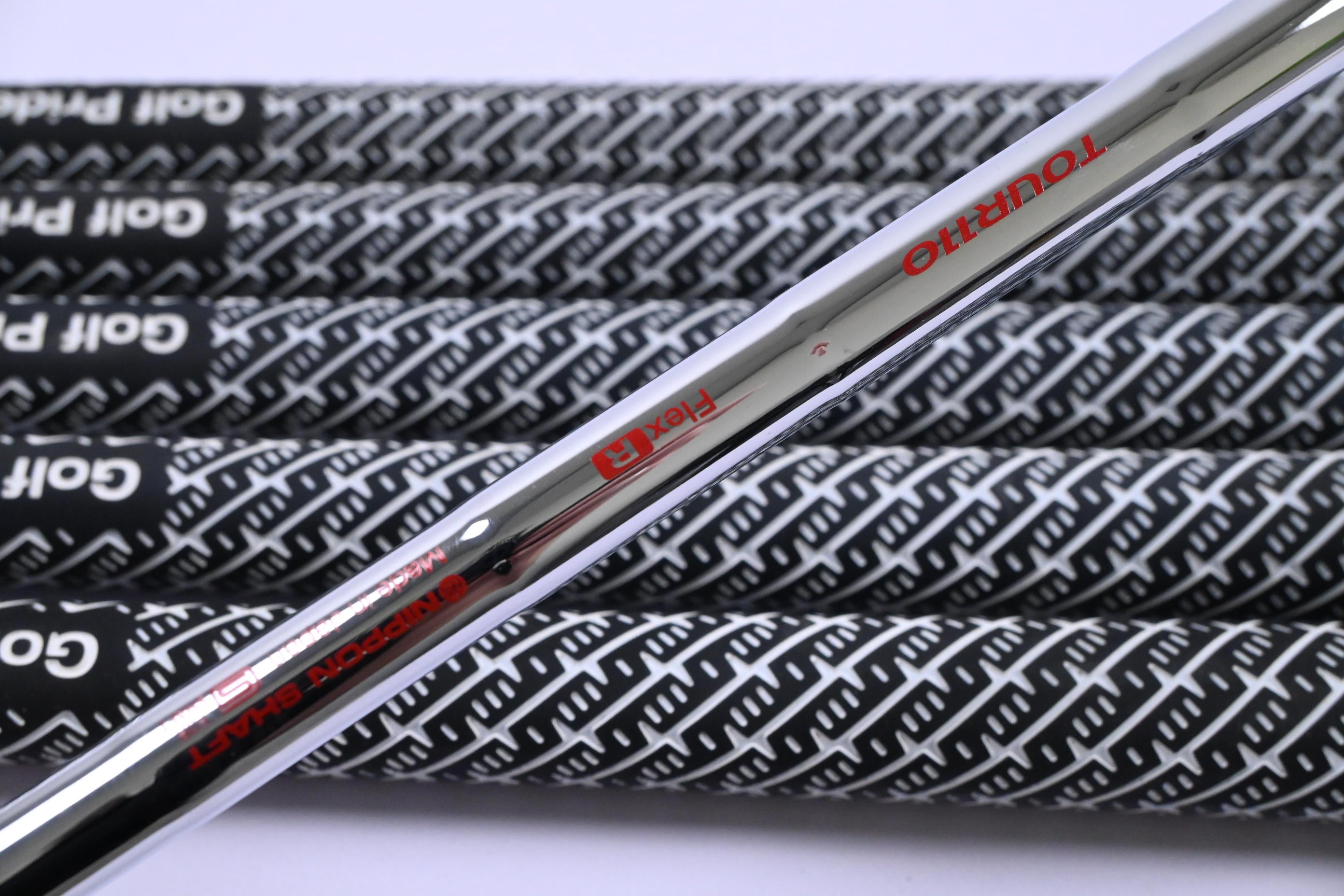 Wilson Staff Model XB Irons / 5-PW / Regular Flex N.S.PRO Modus 3 110 Shafts