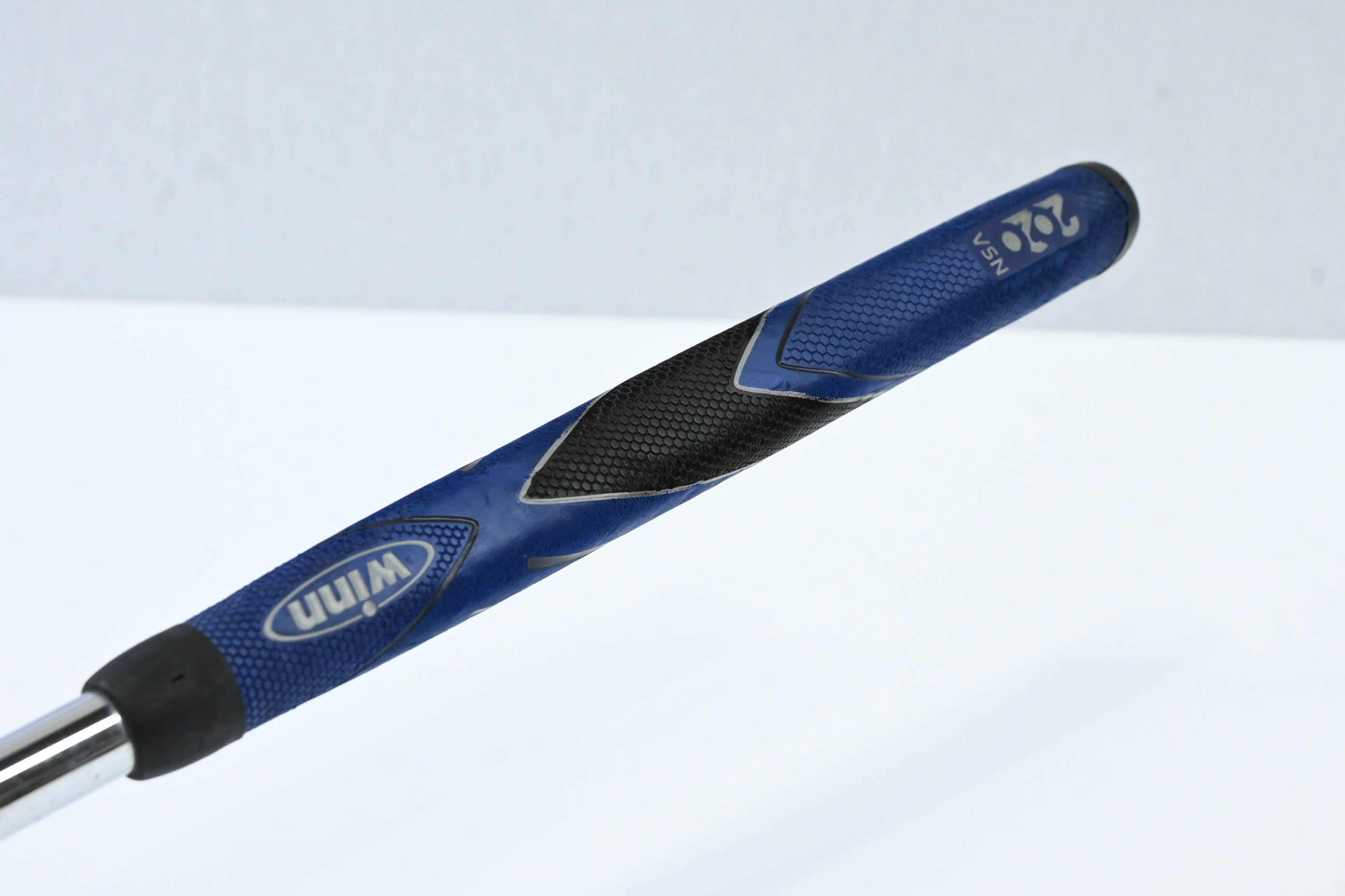 Odyssey White Hot XG 2-Ball Putter / 35 Inch