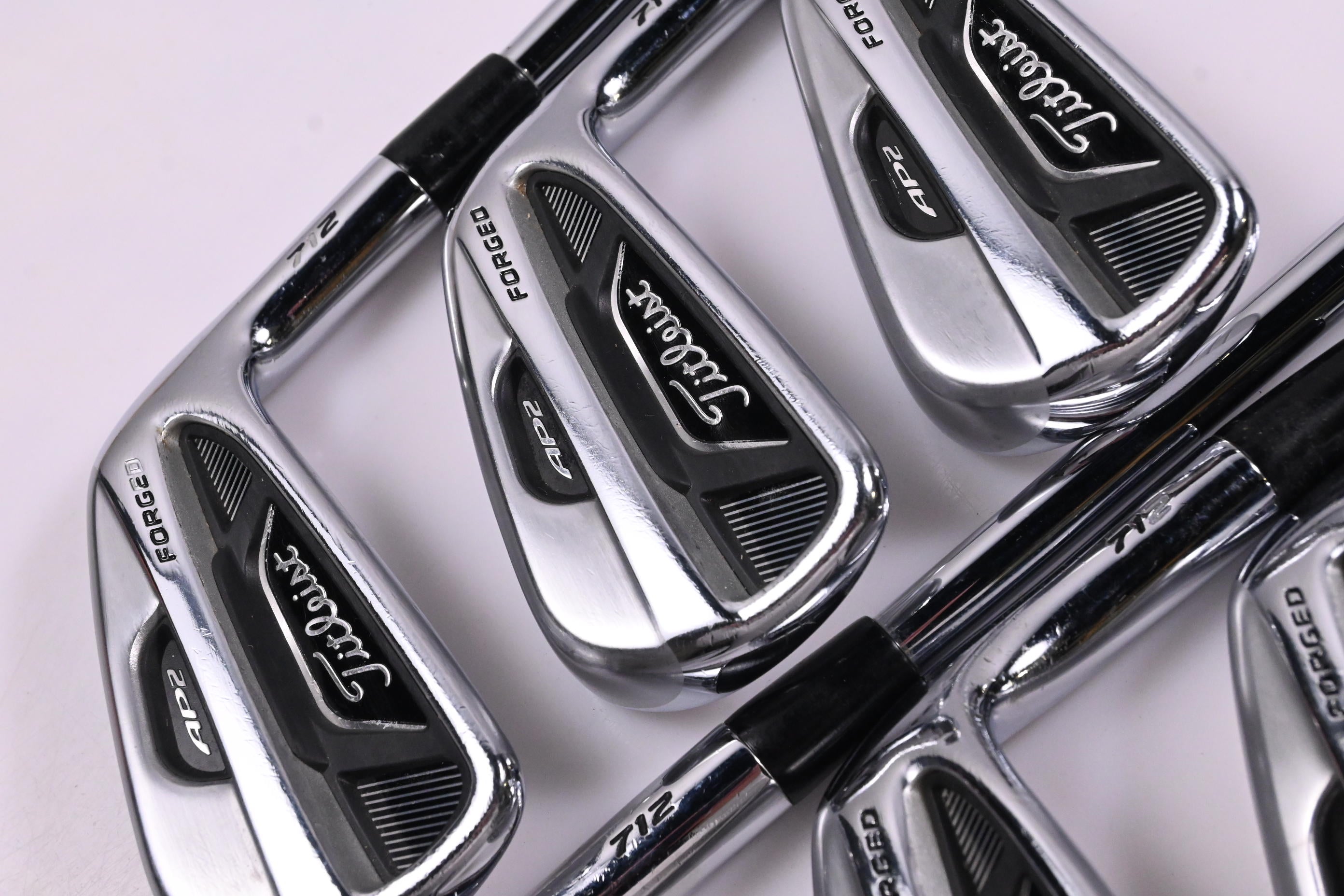 Titleist 712 AP2 Irons / 5-PW / Regular Flex Project X Shafts