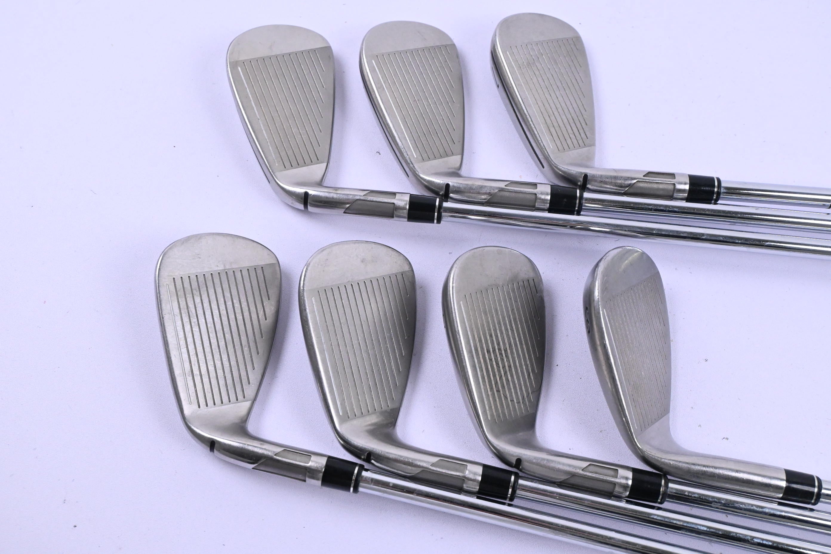 Taylormade SIM2 Max Irons / 5-PW+SW / Regular Flex KBS Max MT 85 Shafts