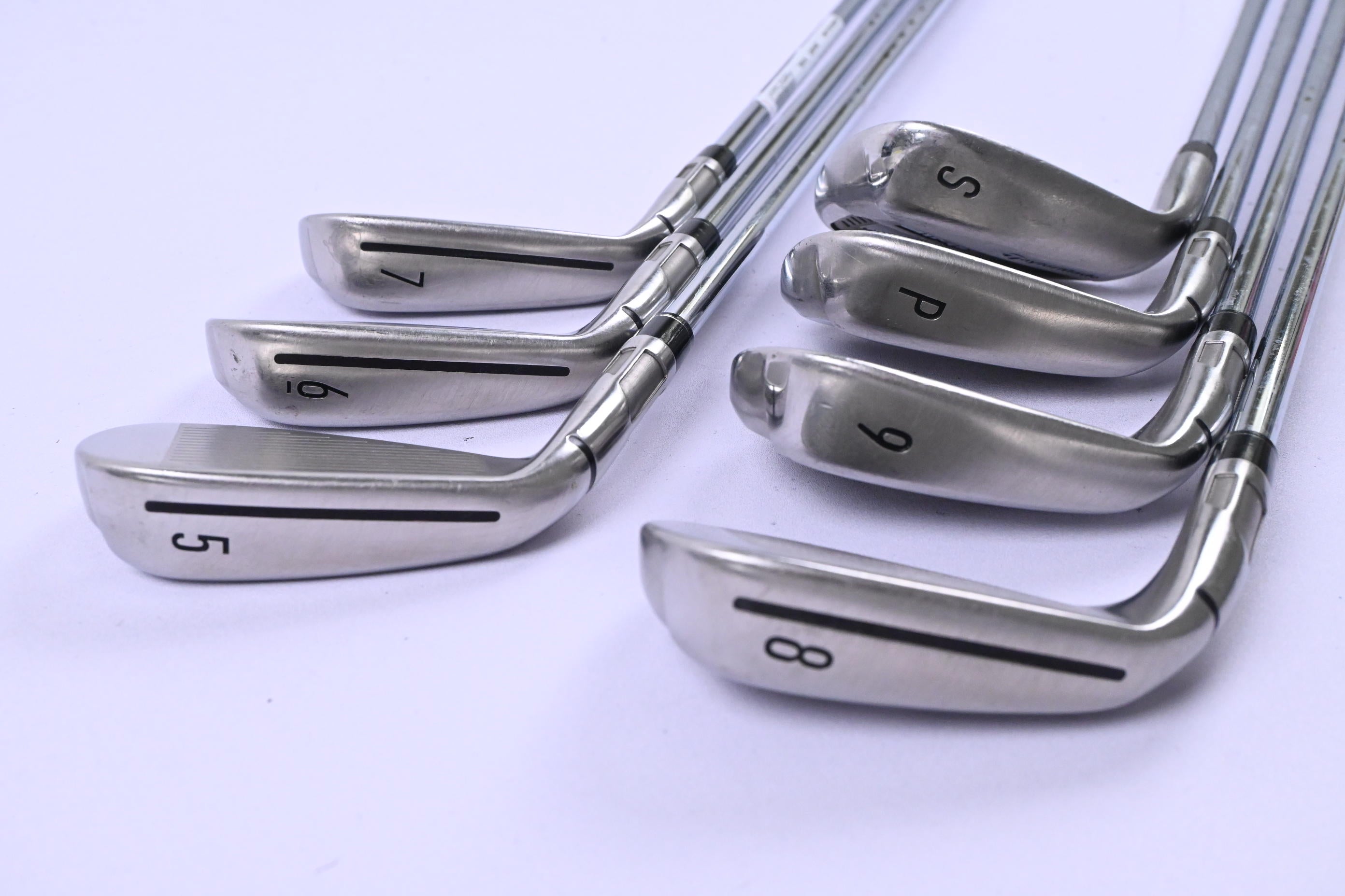 Taylormade SIM2 Max Irons / 5-PW+SW / Regular Flex KBS Max MT 85 Shafts