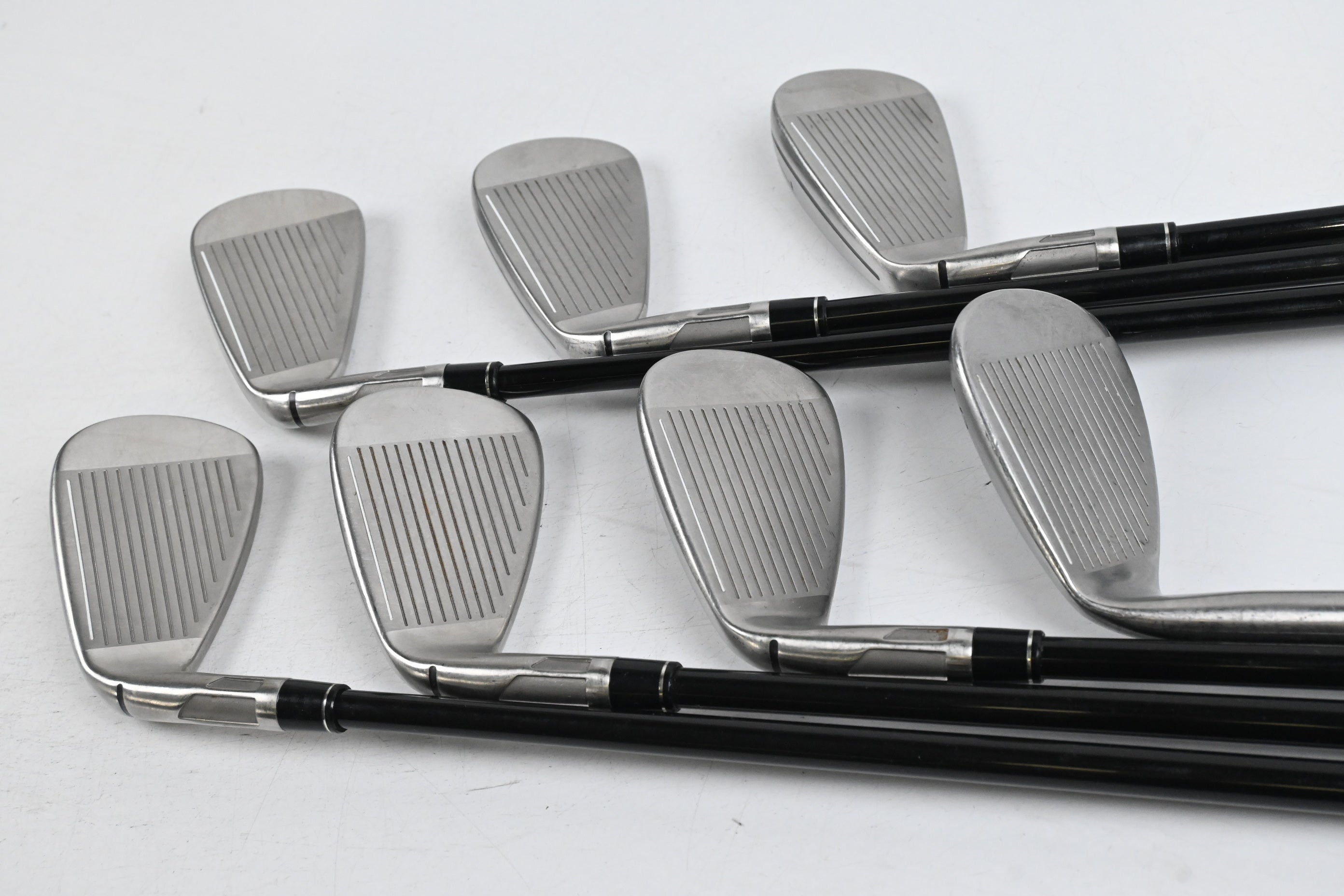 Taylormade Stealth Irons / 5-PW+SW / Regular Flex Ventus Red 6 Shafts