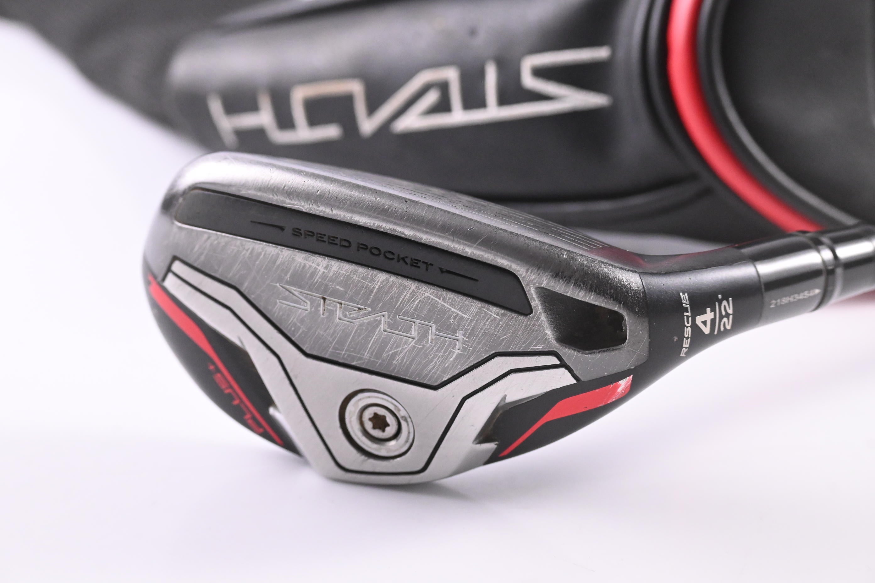 Taylormade Stealth Plus #4 Hybrid / 22 Degree / Regular Flex HZRDUS Smoke Red 70