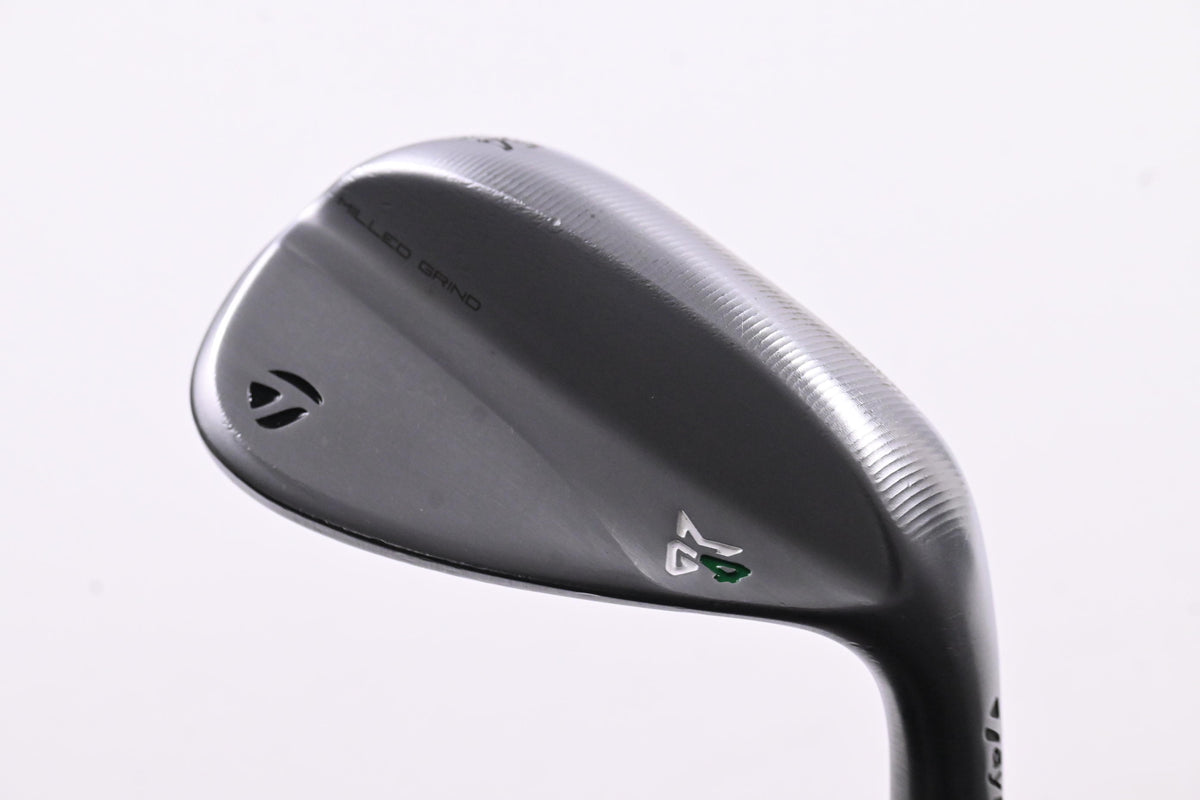 Taylormade Milled Grind 4 Sand Wedge / 54 Degree / Wedge Flex Dynamic Gold 115 Shaft