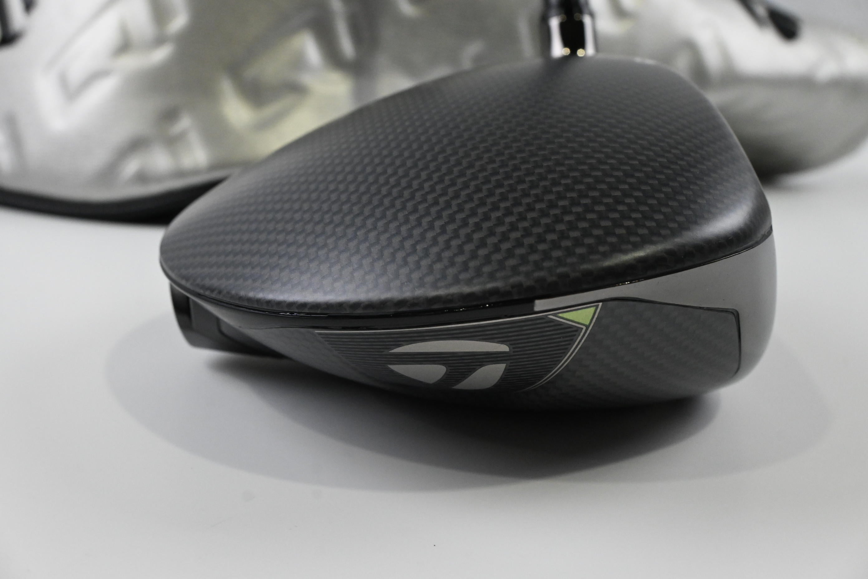 Taylormade Qi35 LS Driver / 10.5 Degree / Stiff Flex Fujikura Ventus Blue '25 5