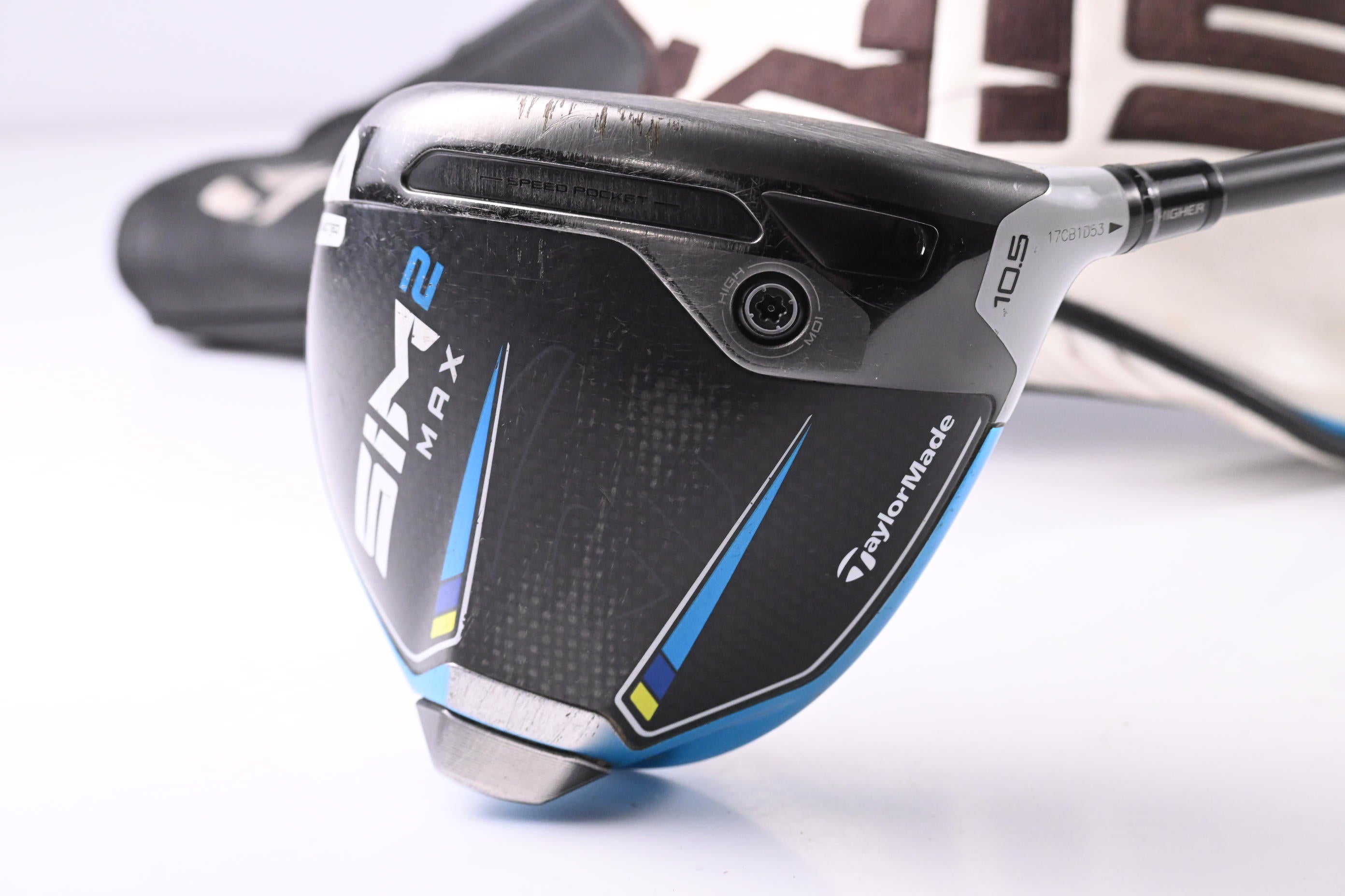 Taylormade SIM2 Driver / 10.5 Degree / Regular Flex Fujikura Pro Blue 53 Shaft