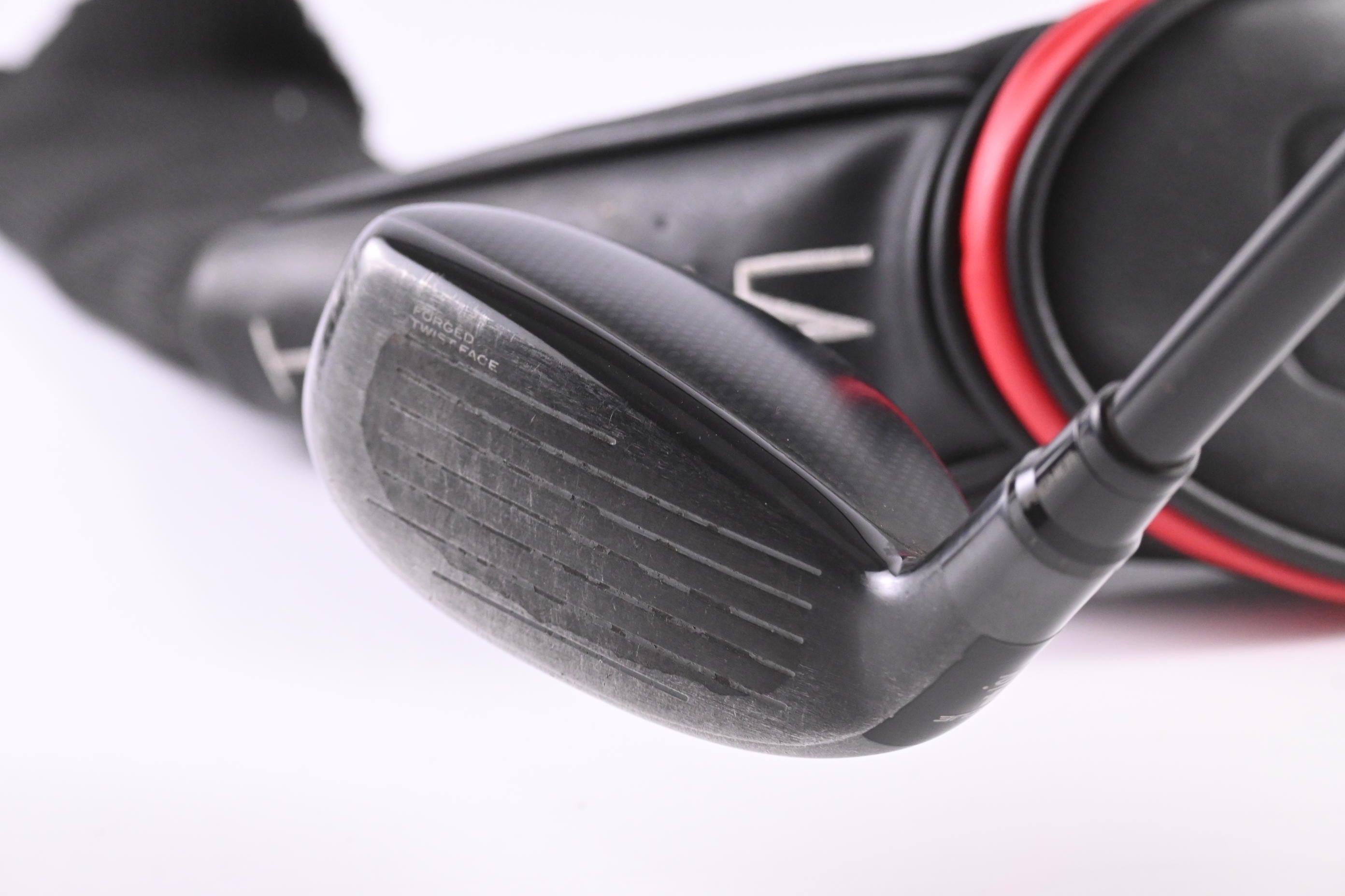 Taylormade Stealth Plus #4 Hybrid / 22 Degree / Regular Flex HZRDUS Smoke Red 70