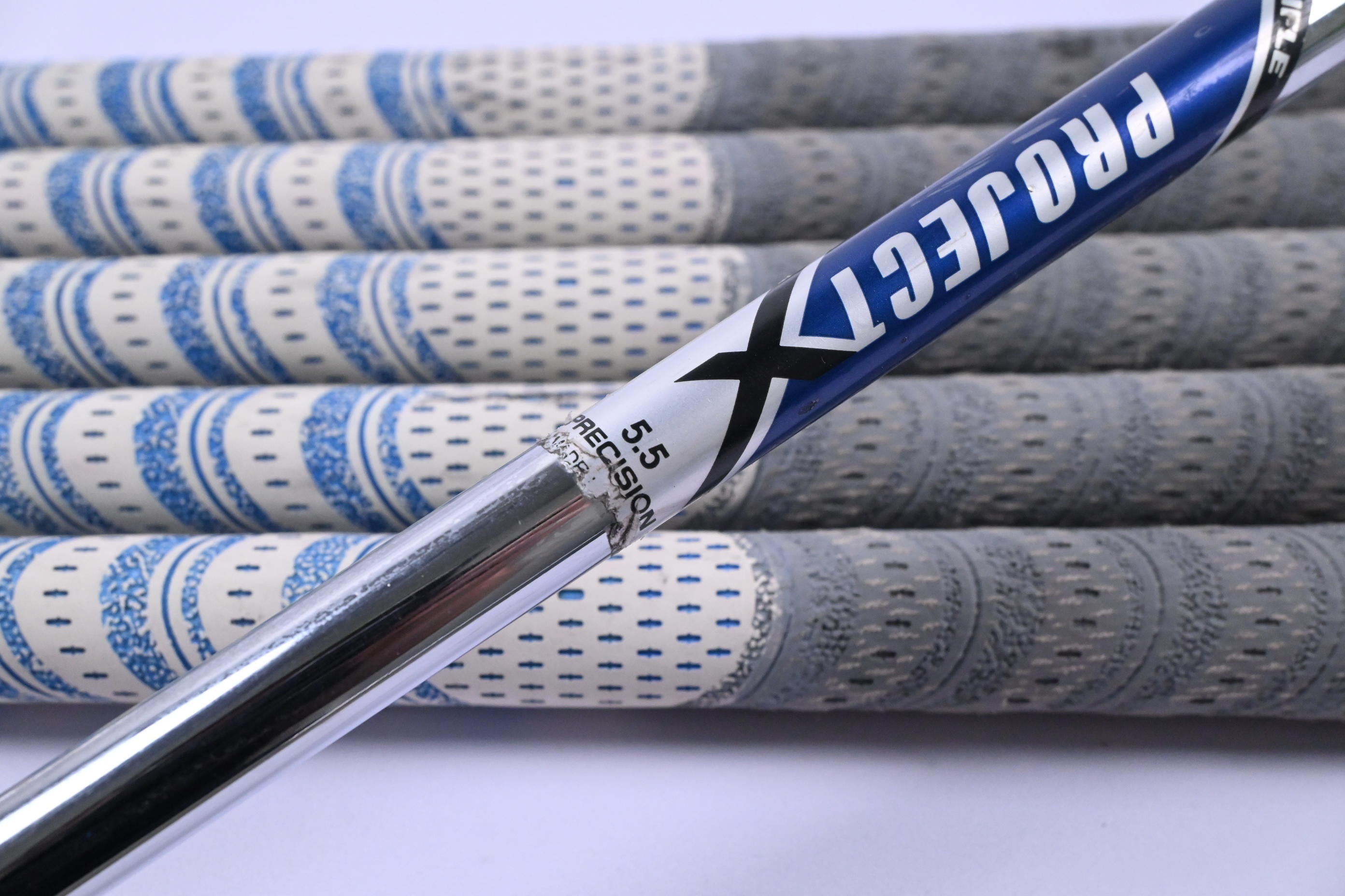 Titleist 712 CB Irons / 4-PW / Regular Plus Flex Project X Rifle Shafts