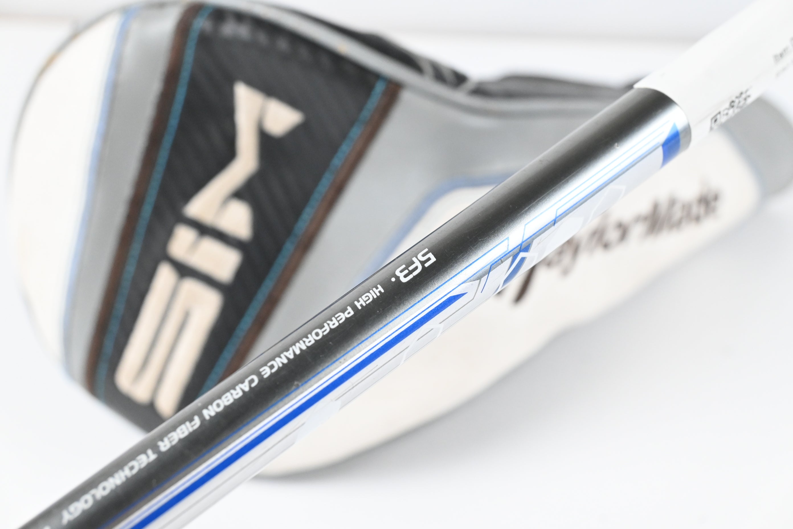 Taylormade SIM Max D Driver / 10.5 Degree / Regular Flex UST Mamiya Helium 5