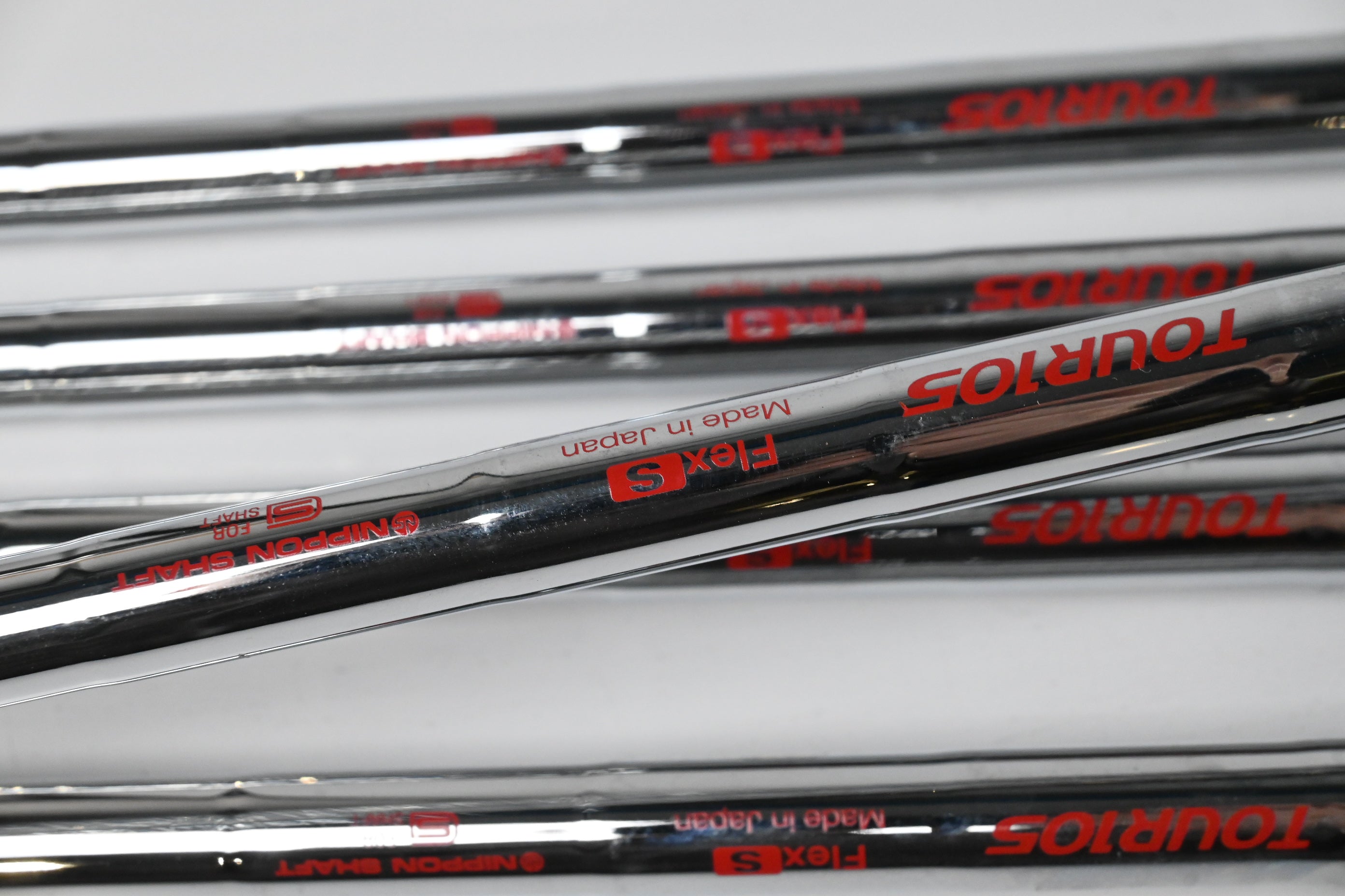 Srixon ZXi5 Irons / 6-PW / Stiff Flex N.S.Pro Modus3 Tour 105 Shafts
