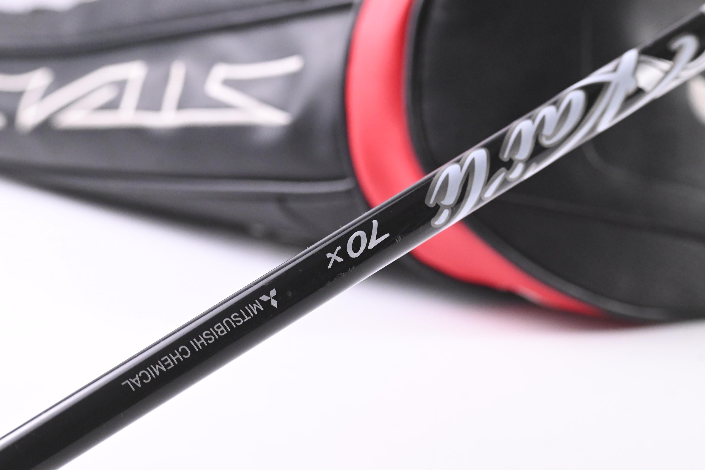 Taylormade Stealth HD Driver / 10.5 Degree / X-Flex Mitsubishi Kai'li Black 70