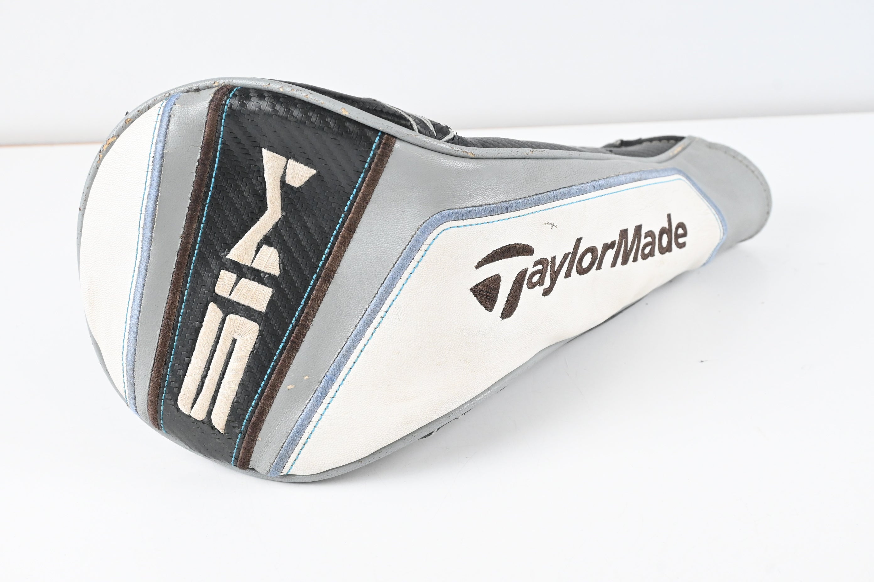 Taylormade SIM Max D Driver / 10.5 Degree / Regular Flex UST Mamiya Helium 5